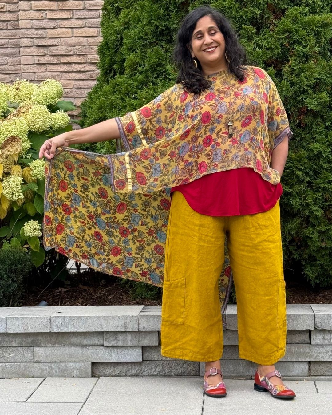 A Slightly Unreasonable Love Letter to Linen Pants