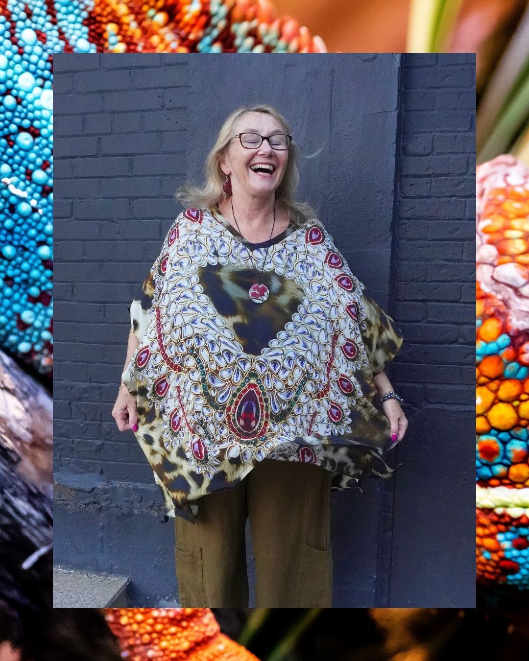 Releases Sunday at 8pm EST PRC9244 Avatar Pure Silk Short Kaftan Tunic with Slits
