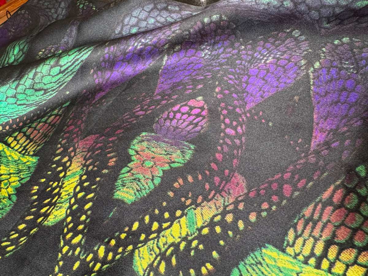 Slither Upcycled Pure Silk Satin Pillowcase