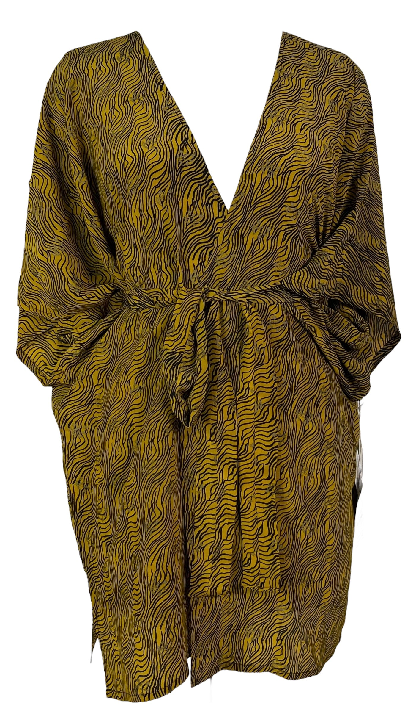 PRC6925 Avatar Pure Silk Kimono-Sleeved Jacket with Belt