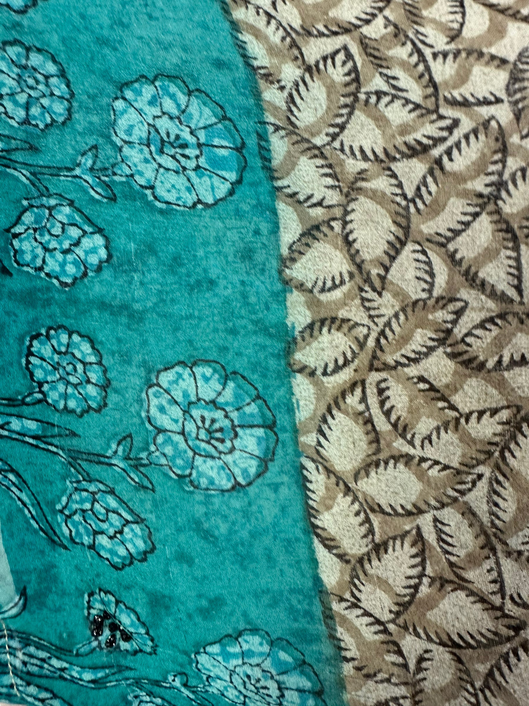 PRG6284 Sheer Wabi Sabi Pure Silk Side Slit Top