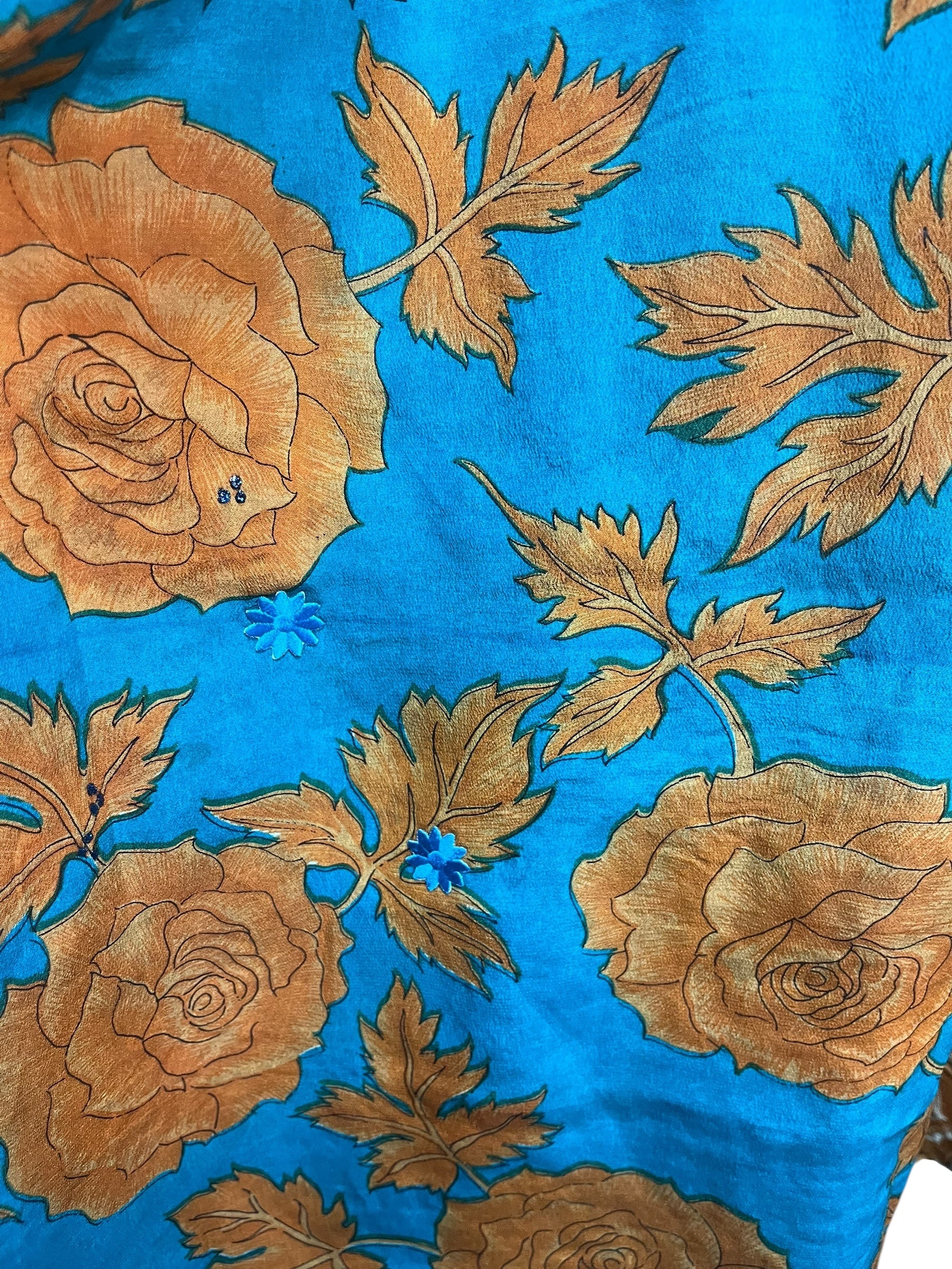 PRC8246 Wabi Sabi Pure Silk Maxi Kaftan by DECEMBER2025 – Handmade ethical Maxi Kaftan from sariKNOTsari using upcycled silk. Designed in Canada for travel and slow fashion, loved from Toronto to LA to Sydney.