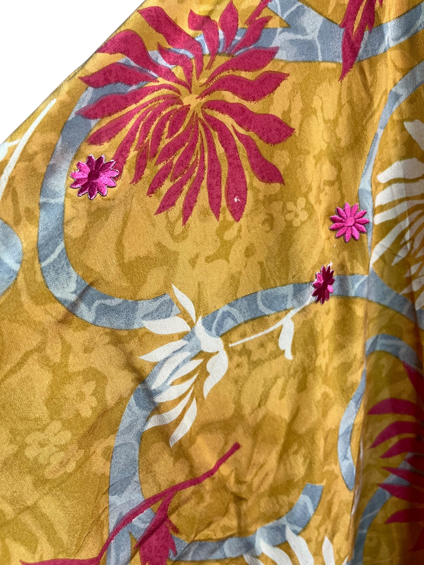 PRC8217 Wabi Sabi Pure Silk Hi Lo Top