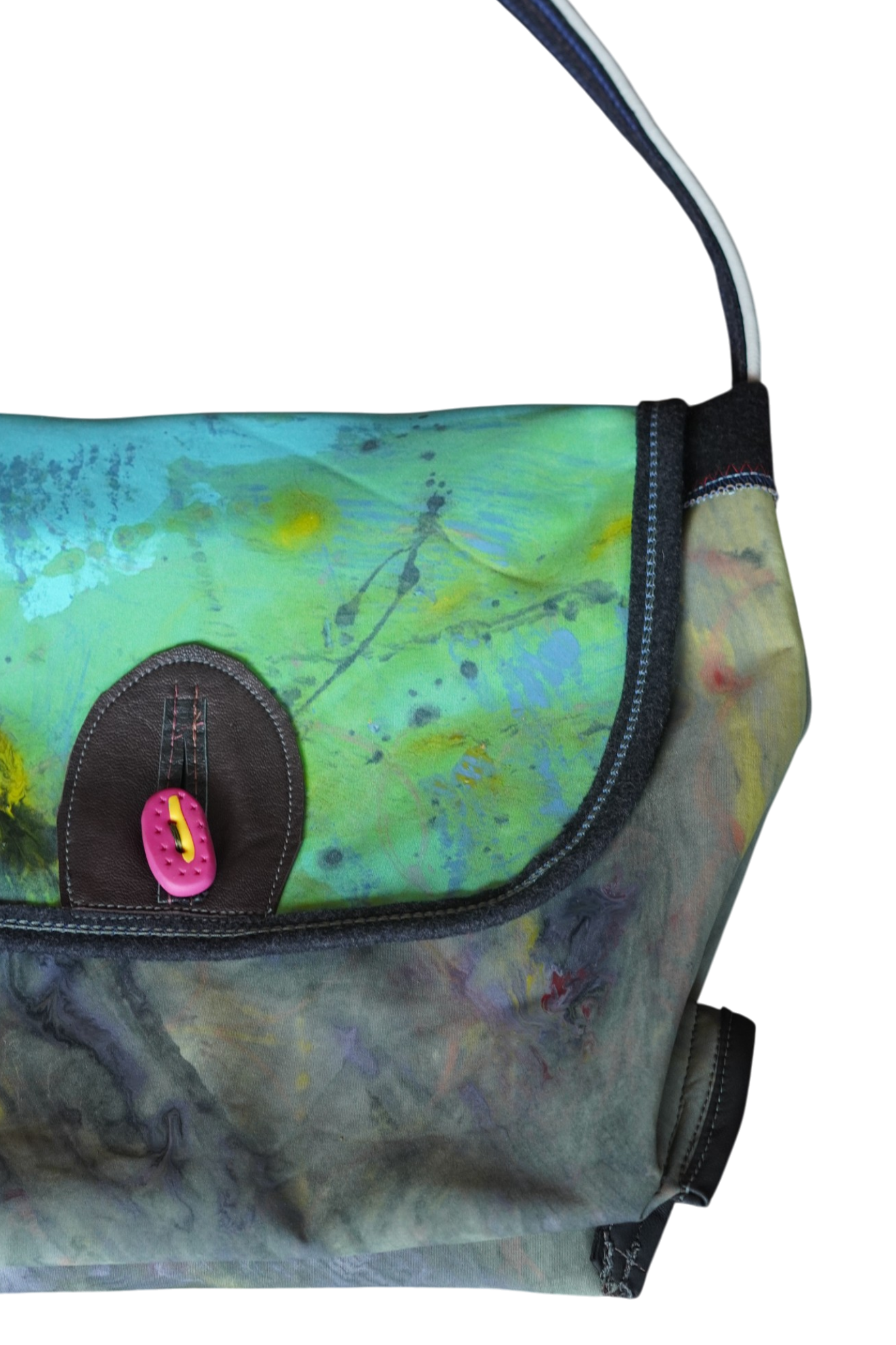 Serpentine Messenger Bag by Pepin Designs #19