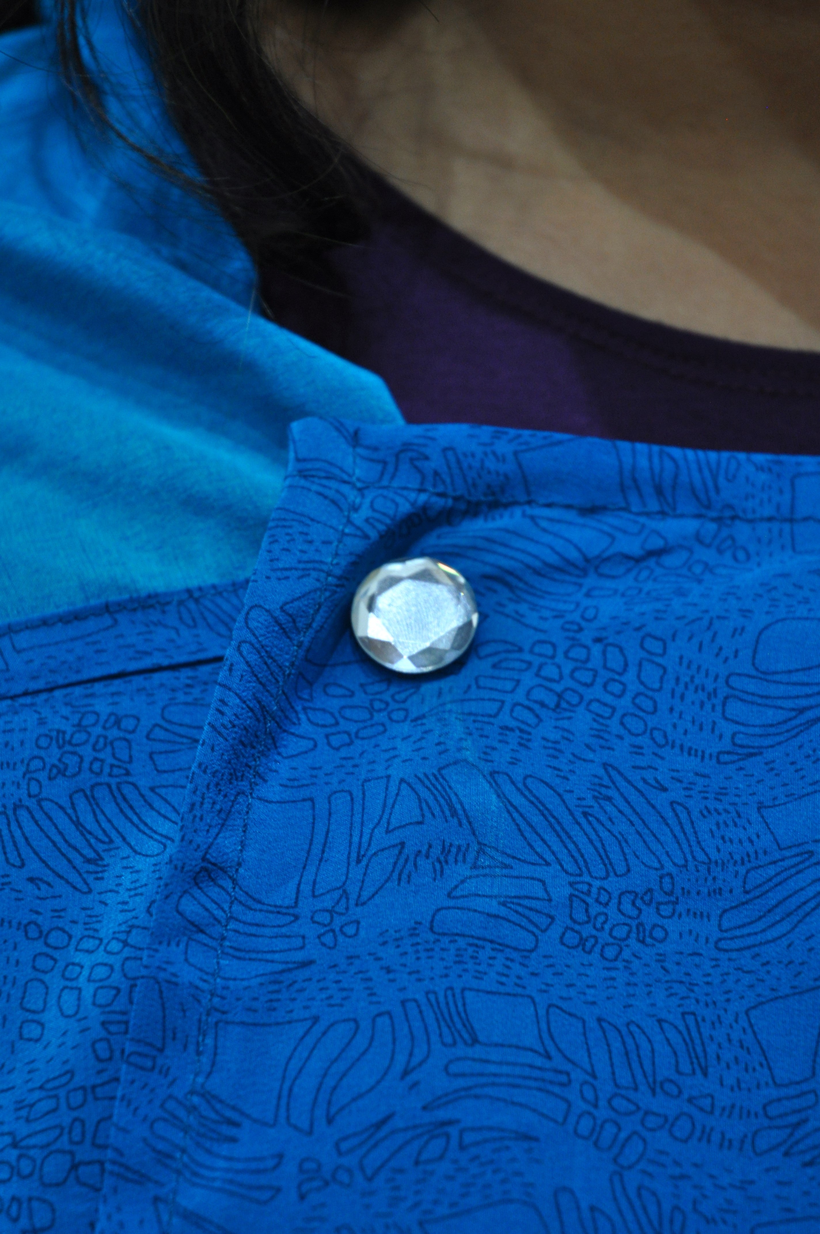 Opaque Faceted Cyan Glass Magnetic Button