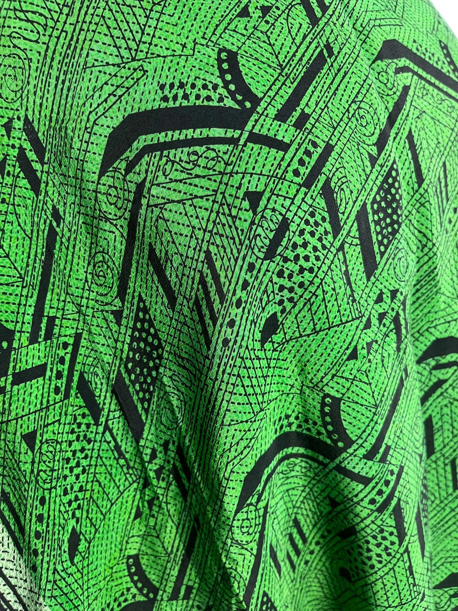 PRC8756 Avatar Pure Silk Kimono-Sleeved Top