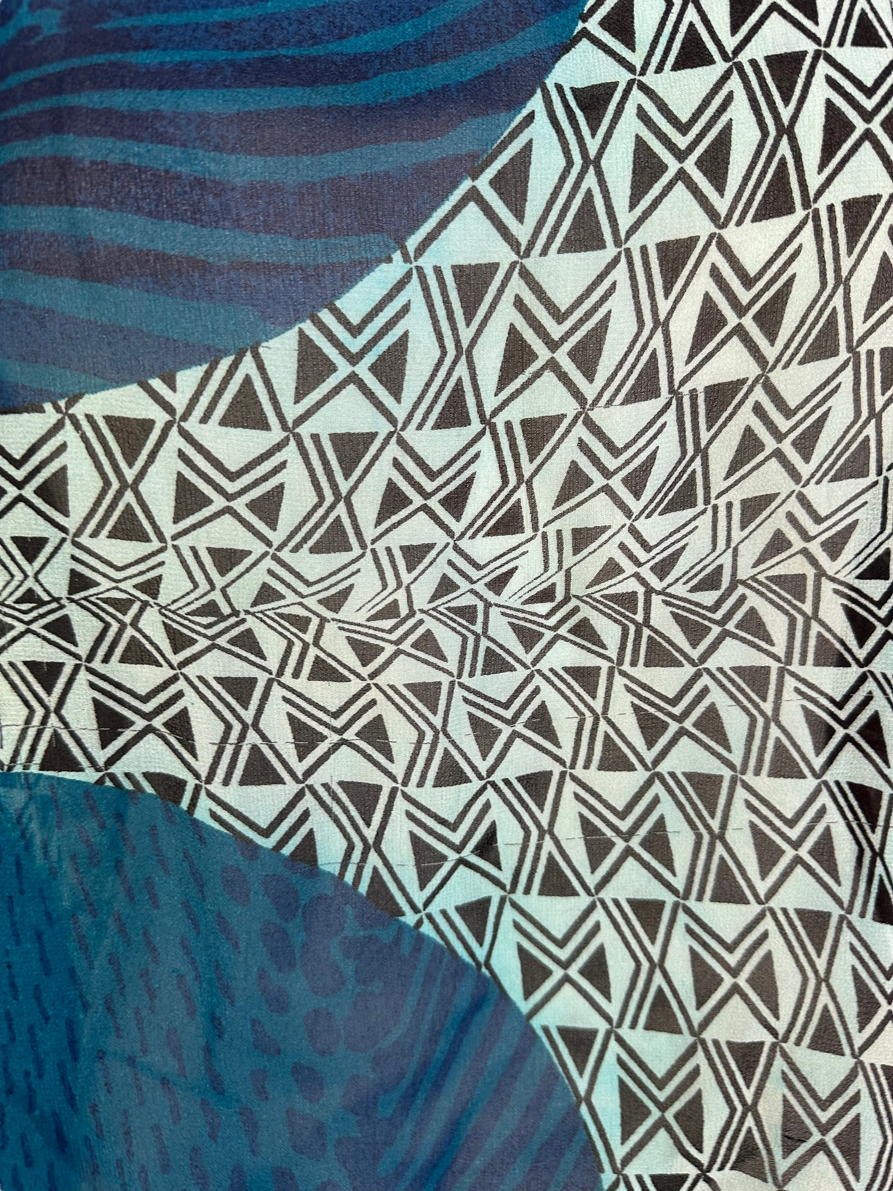 PRG6262 Sheer Wabi Sabi Pure Silk Side Slit Top