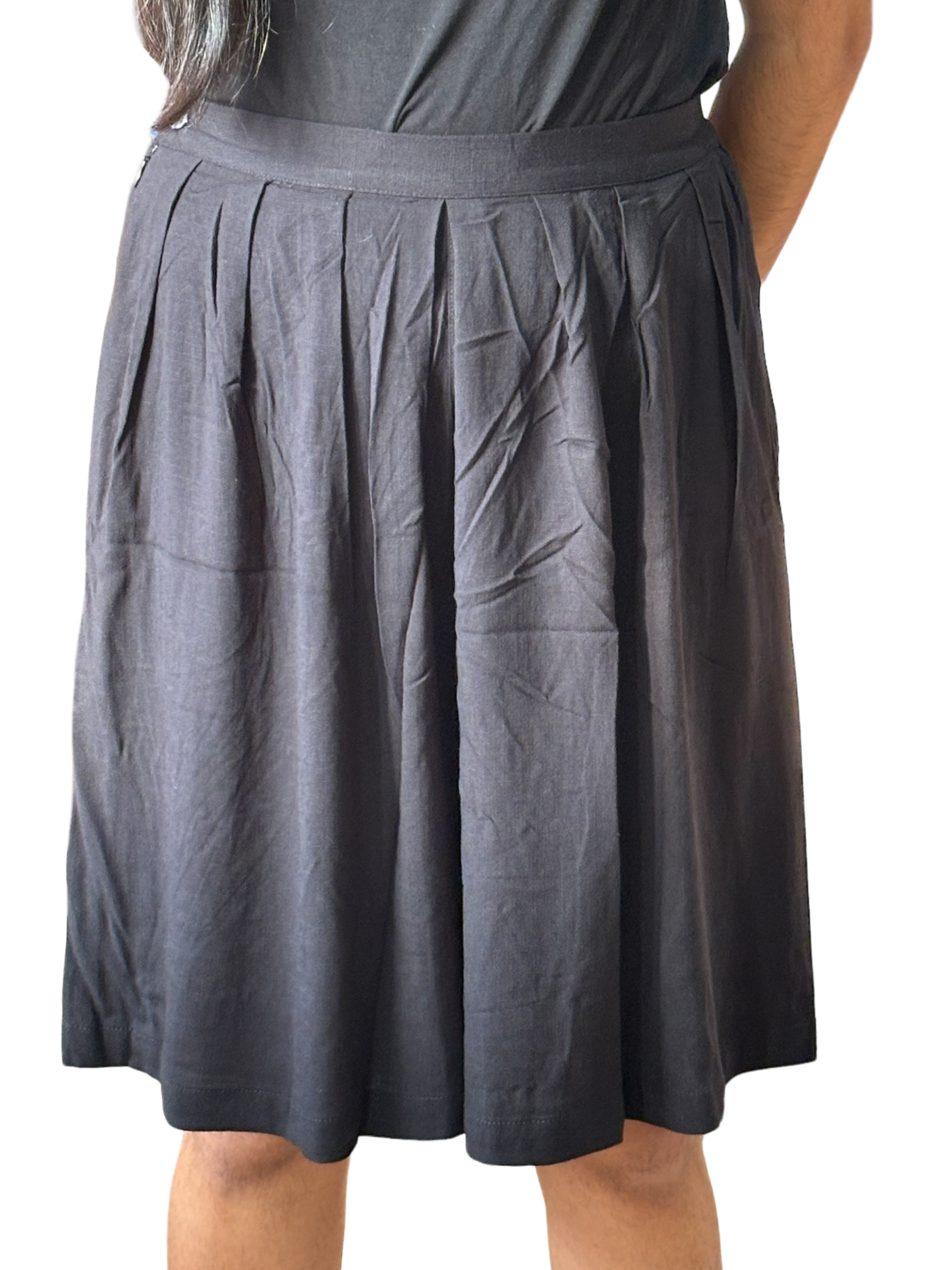 Black Velma Bamboo/Linen Shorts by Blue Sky Clothing Co – Handmade ethical Shorts from sariKNOTsari using upcycled silk. Designed in Canada for travel and slow fashion, loved from Toronto to LA to Sydney.