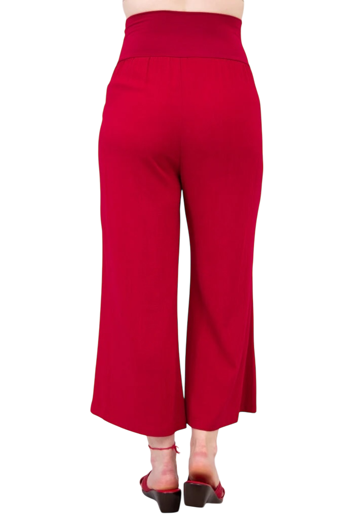 Lipstick Red Bamboo/Linen Landon Capri Pant by Blue Sky Clothing Co – Handmade ethical Capris from sariKNOTsari using upcycled silk. Designed in Canada for travel and slow fashion, loved from Toronto to LA to Sydney.