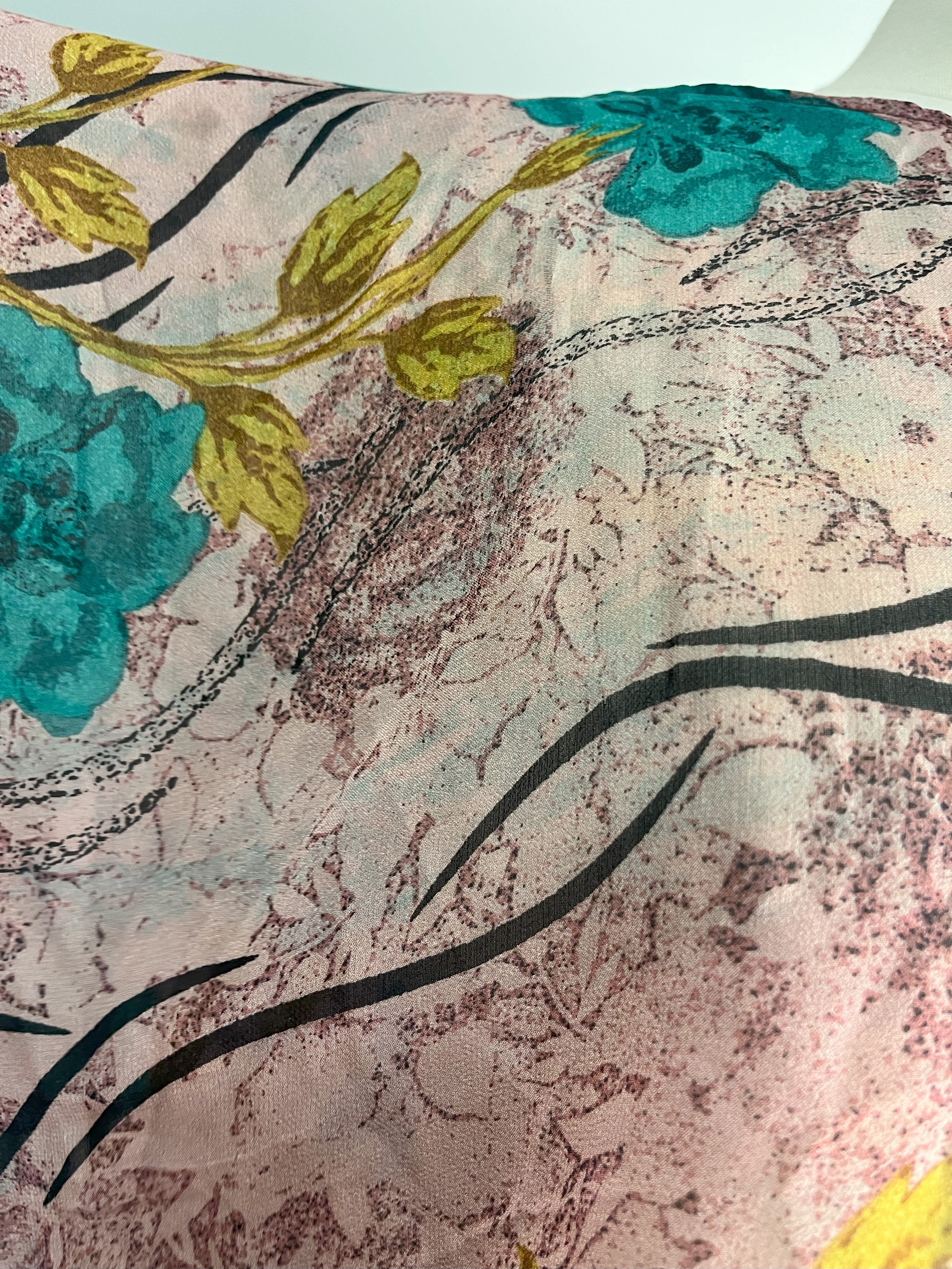 PRG7173 Sheer Wabi Sabi Pure Silk Side Slit Top