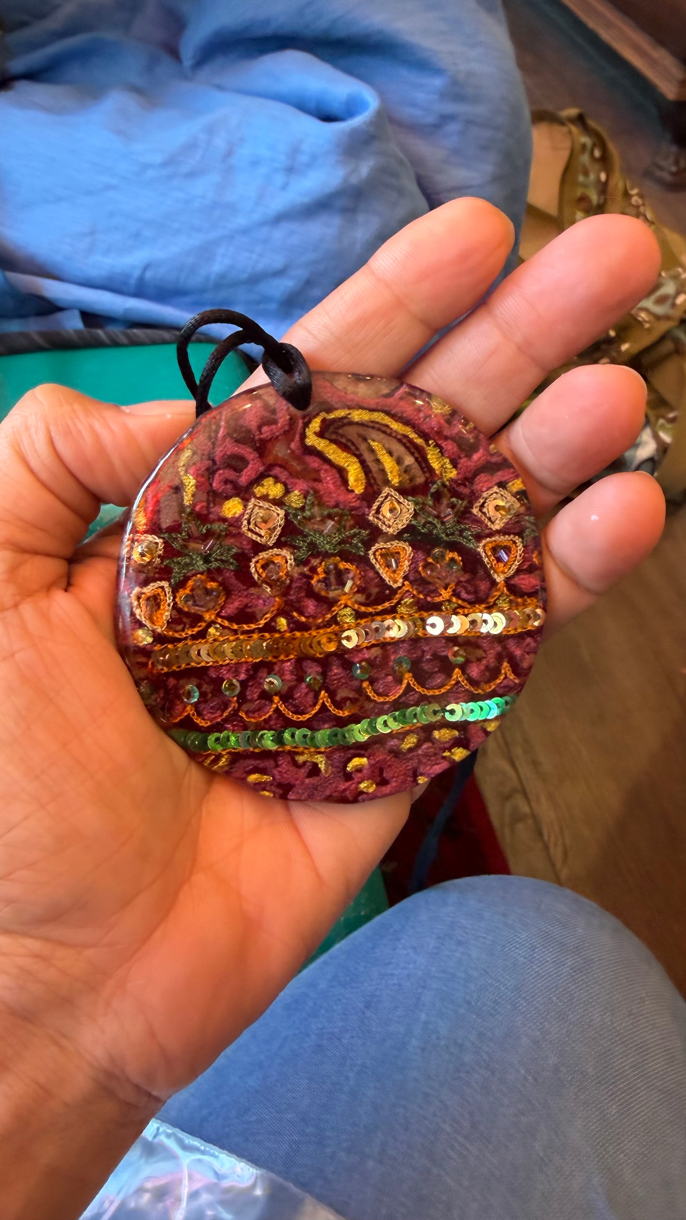 Sequined Garden Burgundy Pendant