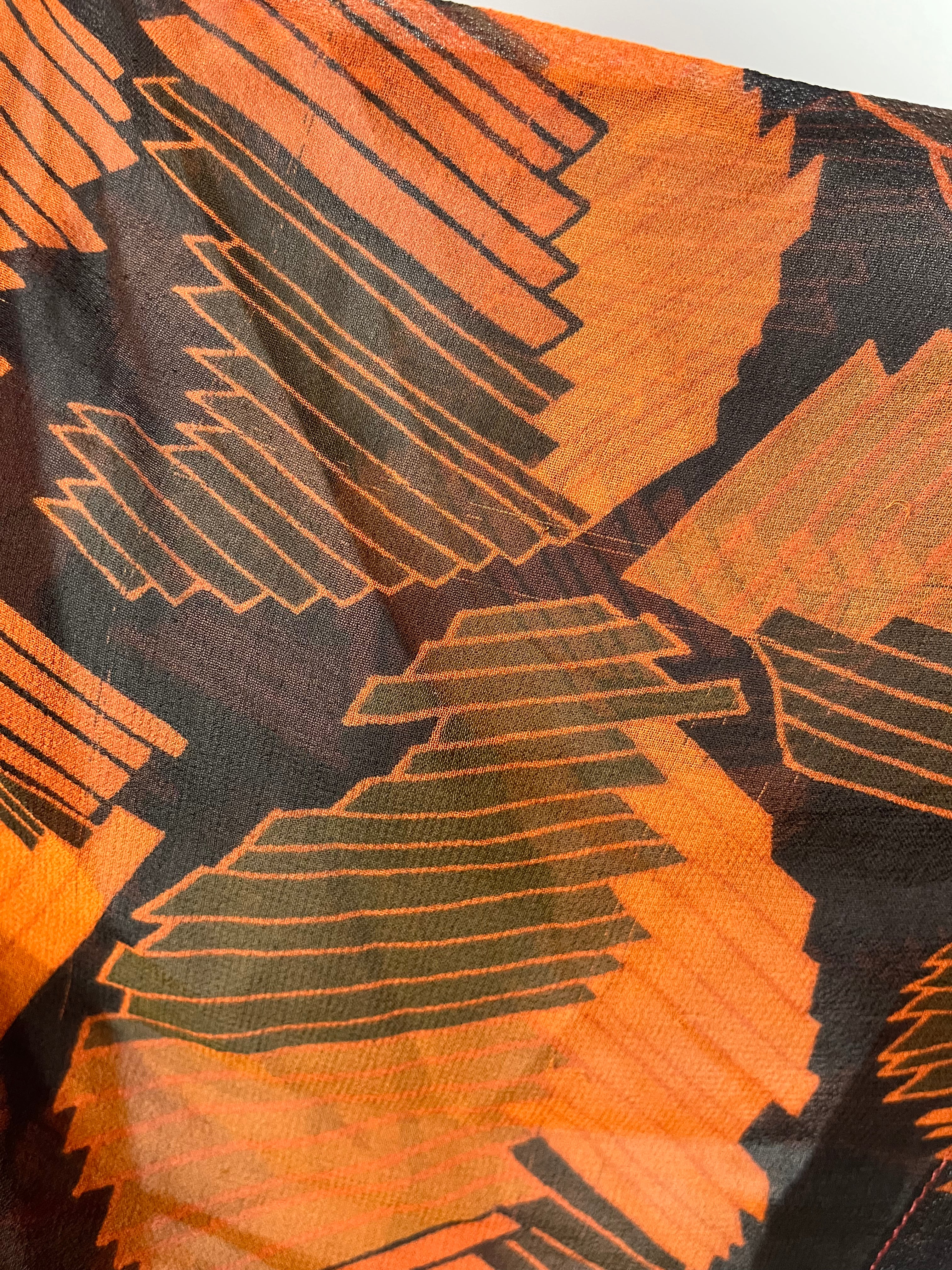 PRG8128 Sheer Wabi Sabi Pure Silk Side Slit Top