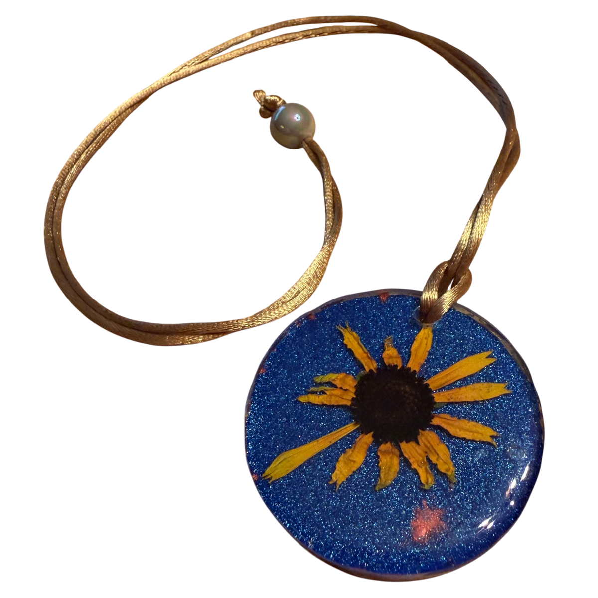 Susan Pendant by Kristine’s Kreations – Handmade ethical Necklace from sariKNOTsari using upcycled silk. Designed in Canada for travel and slow fashion, loved from Toronto to LA to Sydney. Featuring Zsiska, Bryn Walker and Artisan Leather coats by Rejean Pepin, Pepin designs