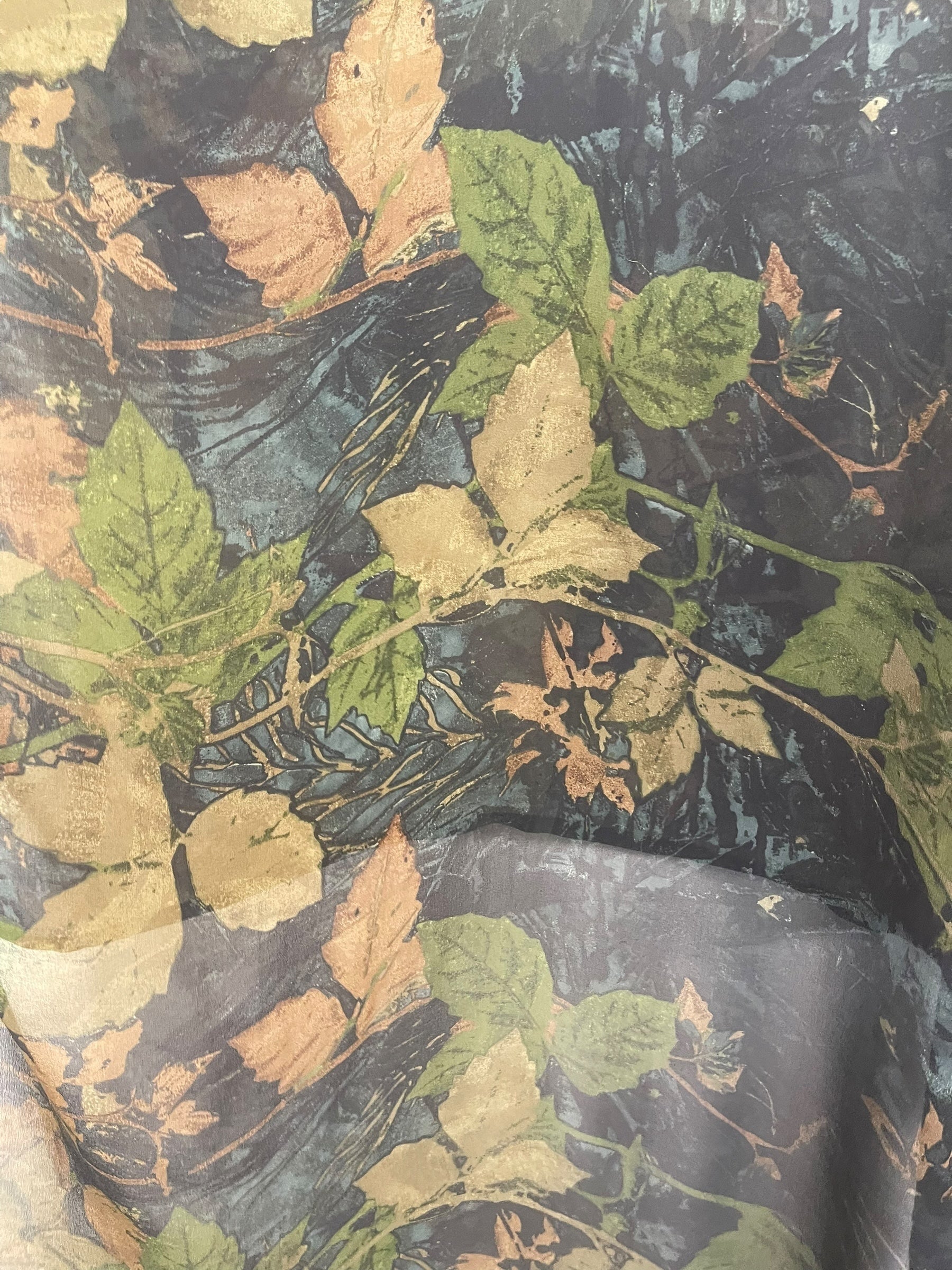 PREVIEW PRG8340 Sheer Avatar Pure Silk Hi Lo Top by DECEMBER2025 – Handmade ethical Hi Lo Top from sariKNOTsari using upcycled silk. Designed in Canada for travel and slow fashion, loved from Toronto to LA to Sydney.