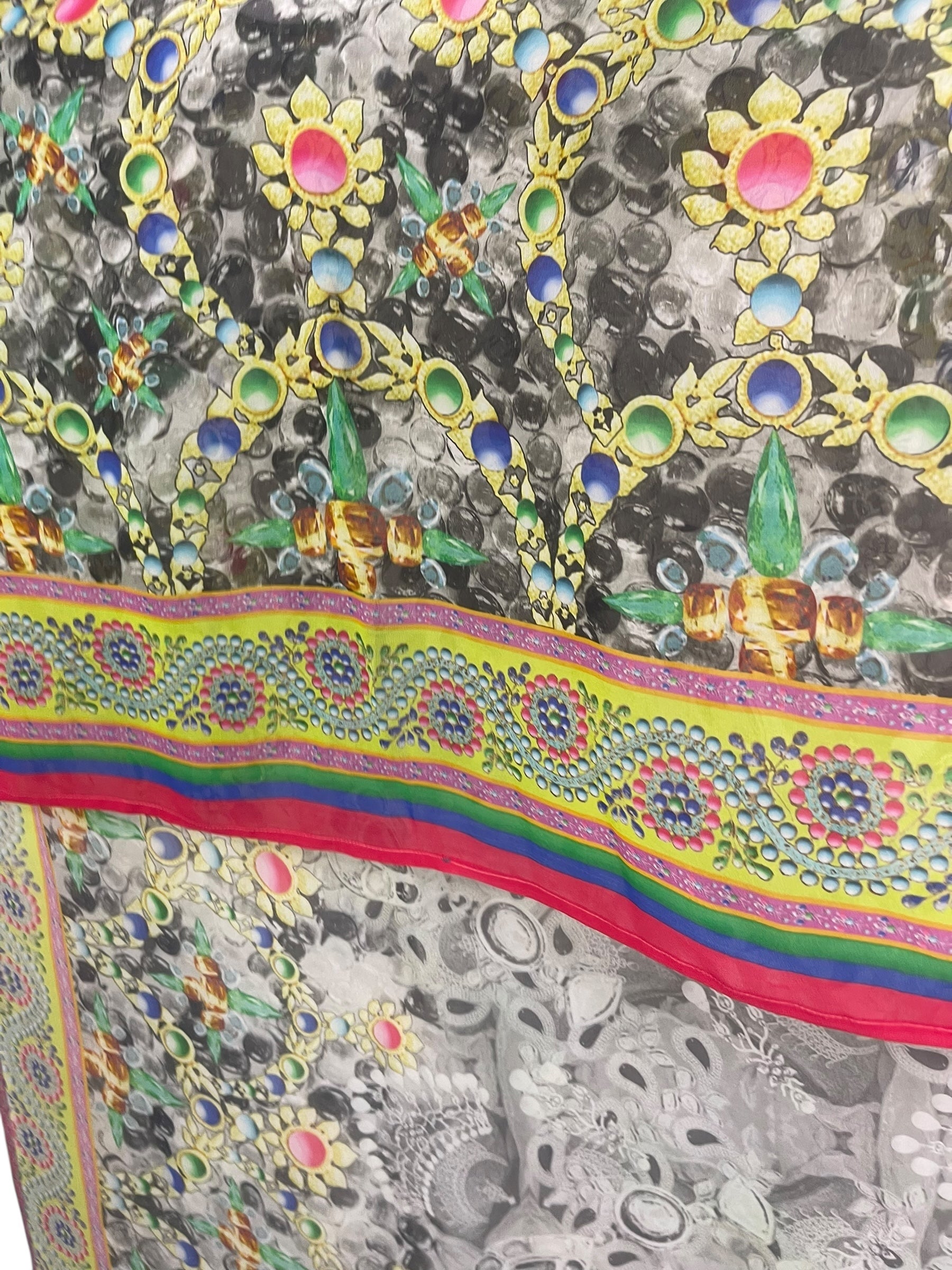 PREVIEW PRG8345 Sheer Wabi Sabi Pure Silk Hi Lo Top by DECEMBER2025 – Handmade ethical Hi Lo Top from sariKNOTsari using upcycled silk. Designed in Canada for travel and slow fashion, loved from Toronto to LA to Sydney.