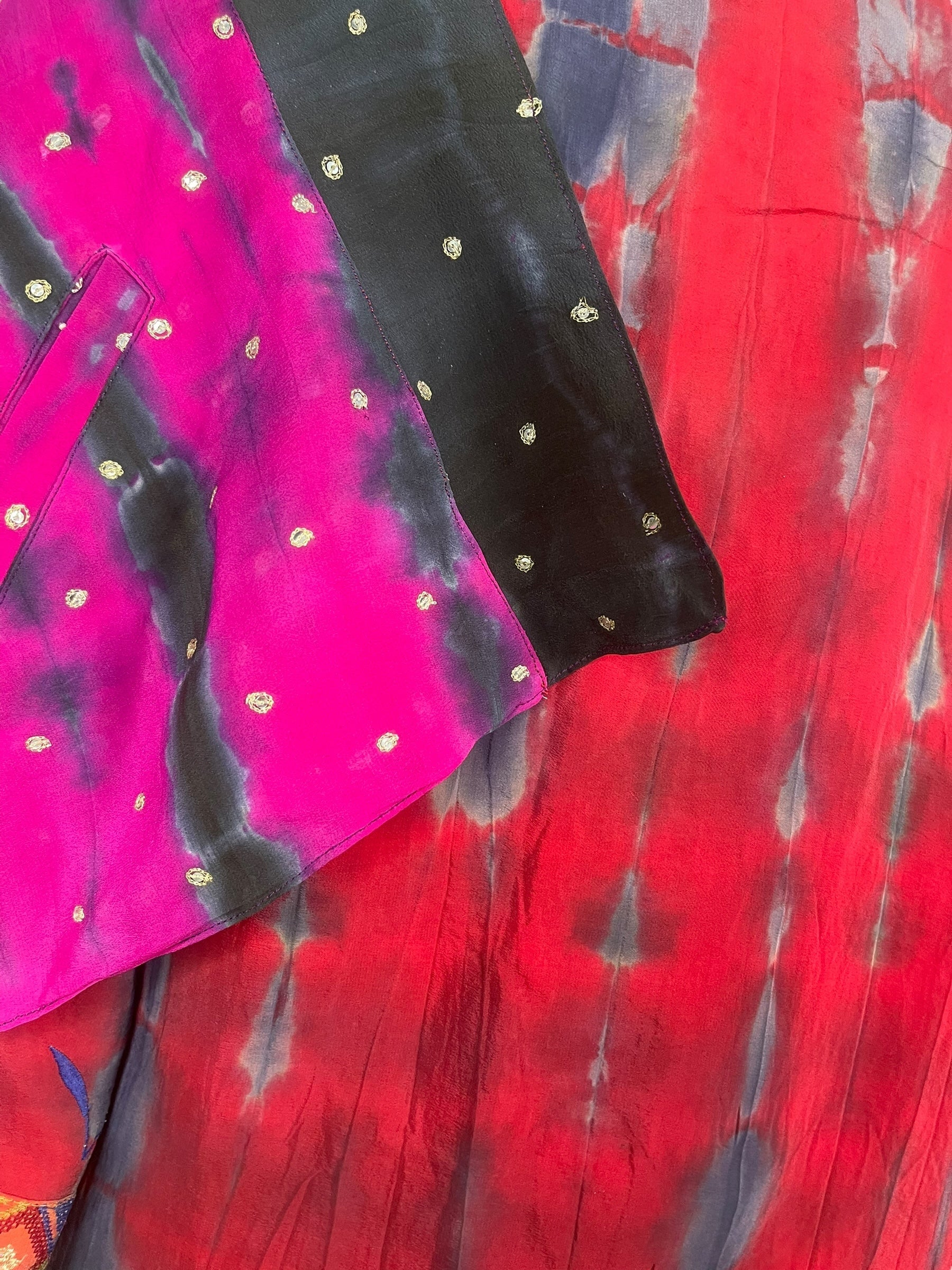 PREVIEW PRC8364 Avatar Reversible Pure Silk Jiva Jacket with Slits by DECEMBER2025 – Handmade ethical Jiva Jacket from sariKNOTsari using upcycled silk. Designed in Canada for travel and slow fashion, loved from Toronto to LA to Sydney.