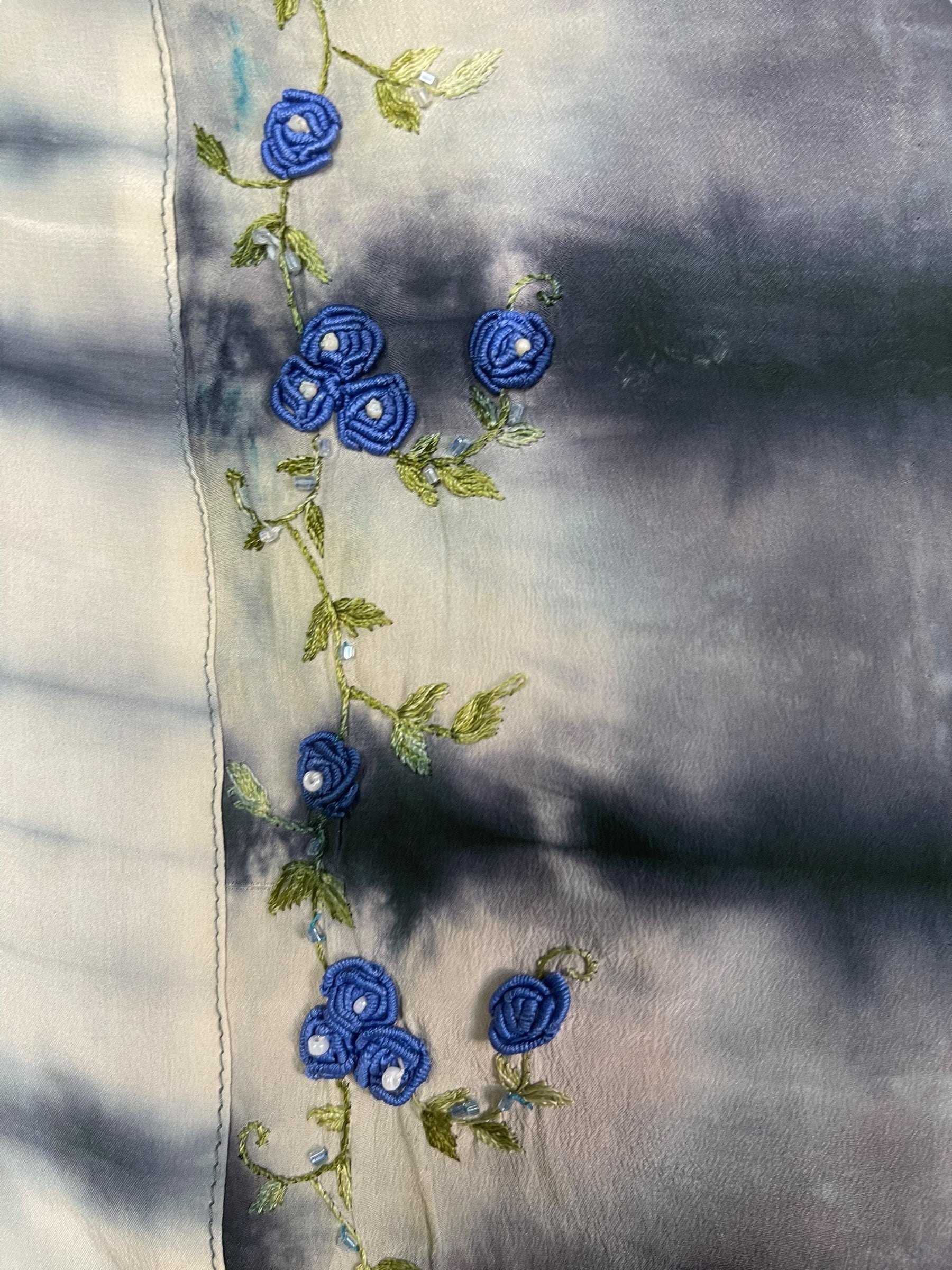 PREVIEW PRC8376 Avatar Reversible Pure Silk Jiva Jacket with Slits by DECEMBER2025 – Handmade ethical Jiva Jacket from sariKNOTsari using upcycled silk. Designed in Canada for travel and slow fashion, loved from Toronto to LA to Sydney.