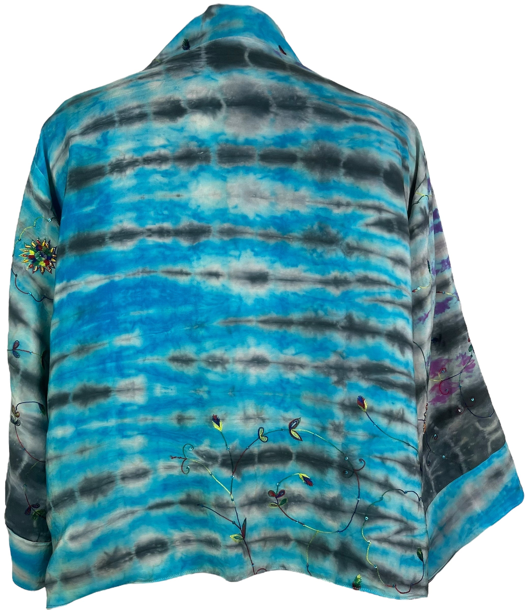 PREVIEW PRC8362 Avatar Reversible Pure Silk Jiva Jacket with Slits by DECEMBER2025 – Handmade ethical Jiva Jacket from sariKNOTsari using upcycled silk. Designed in Canada for travel and slow fashion, loved from Toronto to LA to Sydney.