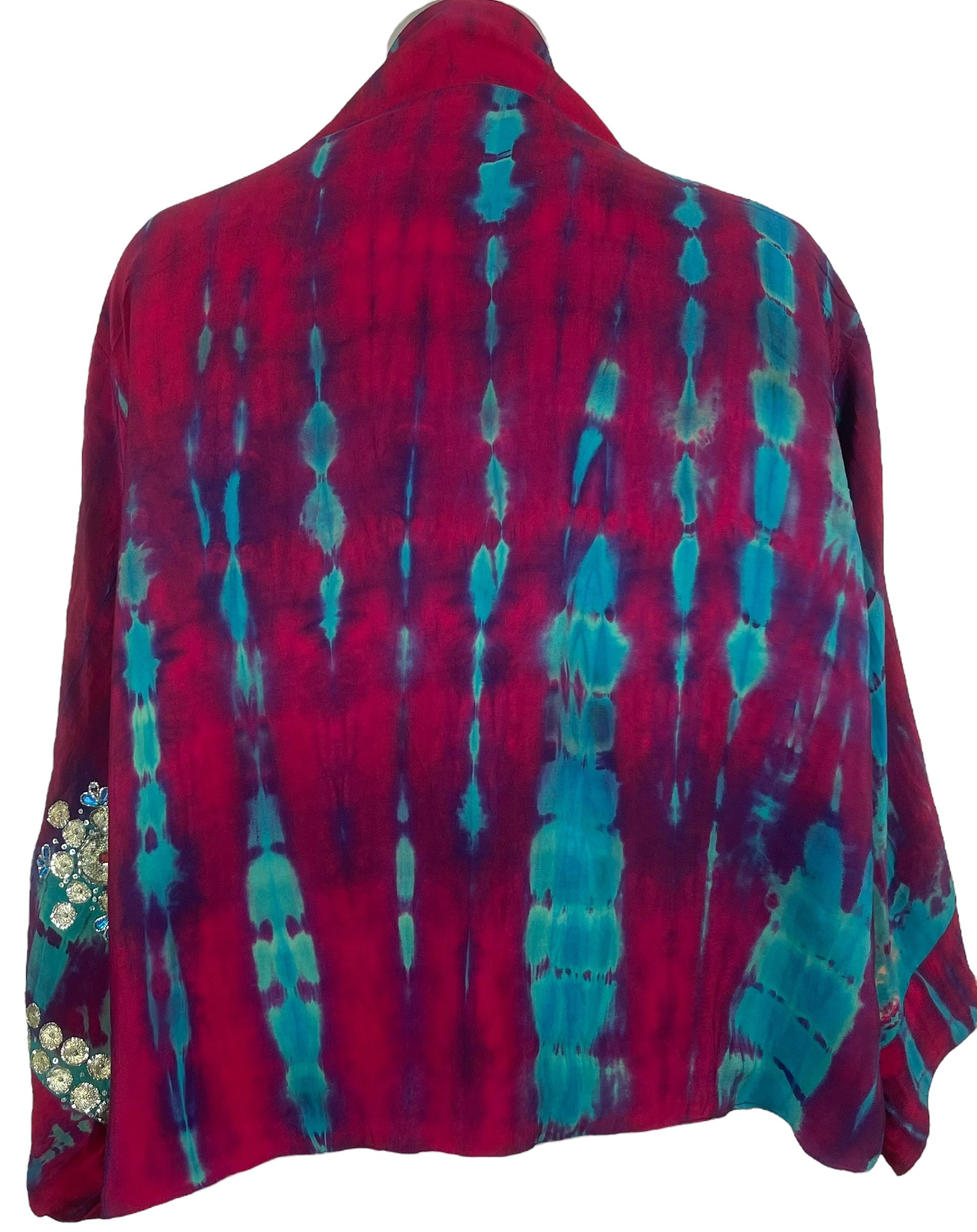 PREVIEW PRC8361 Avatar Reversible Pure Silk Jiva Jacket with Slits by DECEMBER2025 – Handmade ethical Jiva Jacket from sariKNOTsari using upcycled silk. Designed in Canada for travel and slow fashion, loved from Toronto to LA to Sydney.