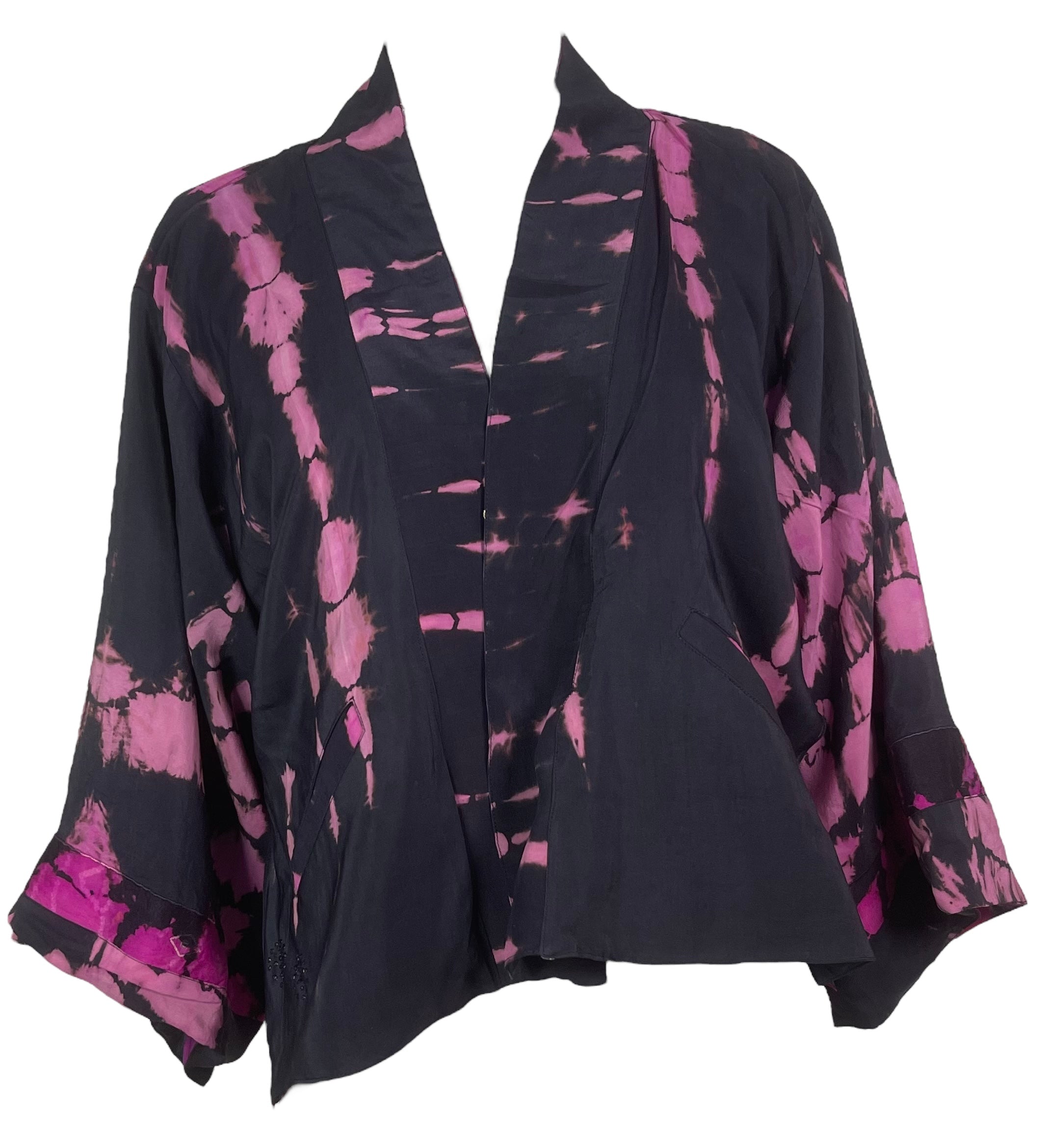 PREVIEW PRC8351 Avatar Reversible Pure Silk Jiva Jacket with Slits by DECEMBER2025 – Handmade ethical Jiva Jacket from sariKNOTsari using upcycled silk. Designed in Canada for travel and slow fashion, loved from Toronto to LA to Sydney.