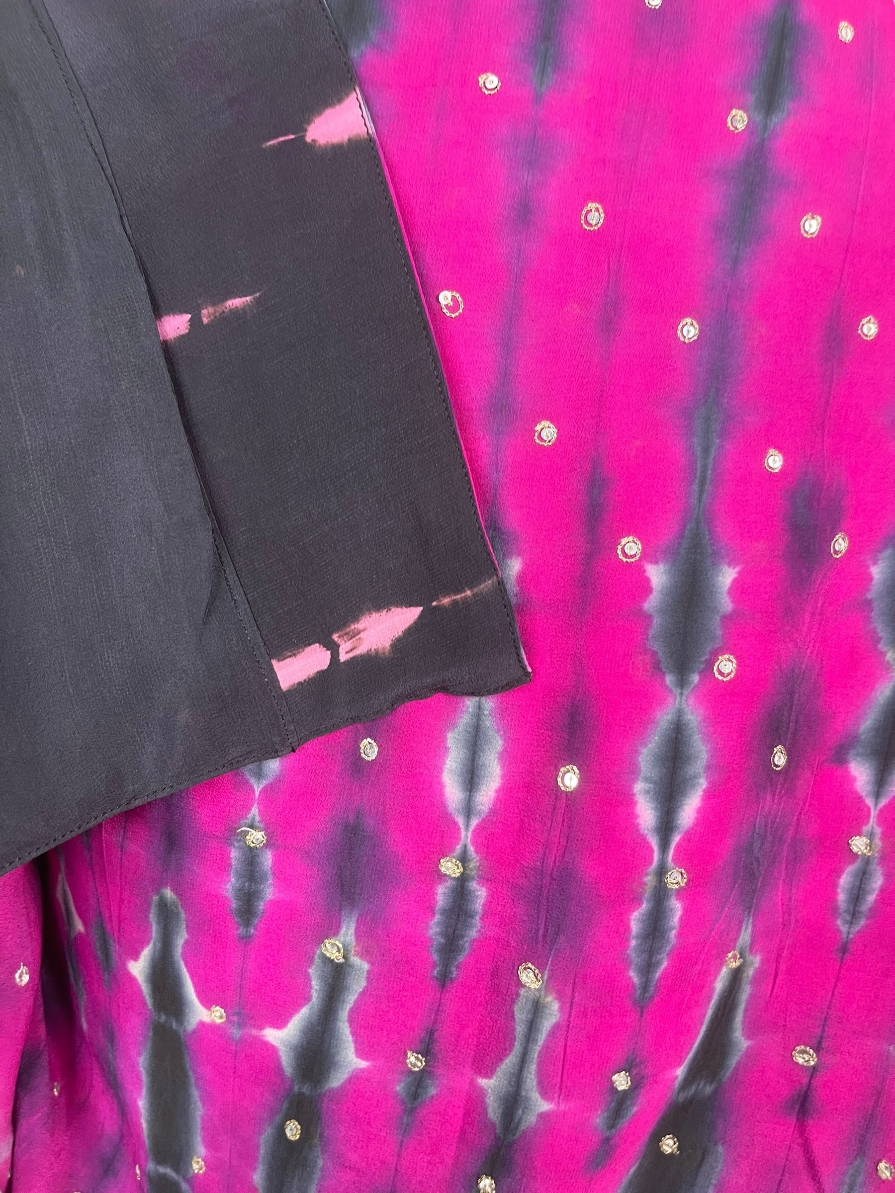 PREVIEW PRC8351 Avatar Reversible Pure Silk Jiva Jacket with Slits by DECEMBER2025 – Handmade ethical Jiva Jacket from sariKNOTsari using upcycled silk. Designed in Canada for travel and slow fashion, loved from Toronto to LA to Sydney.