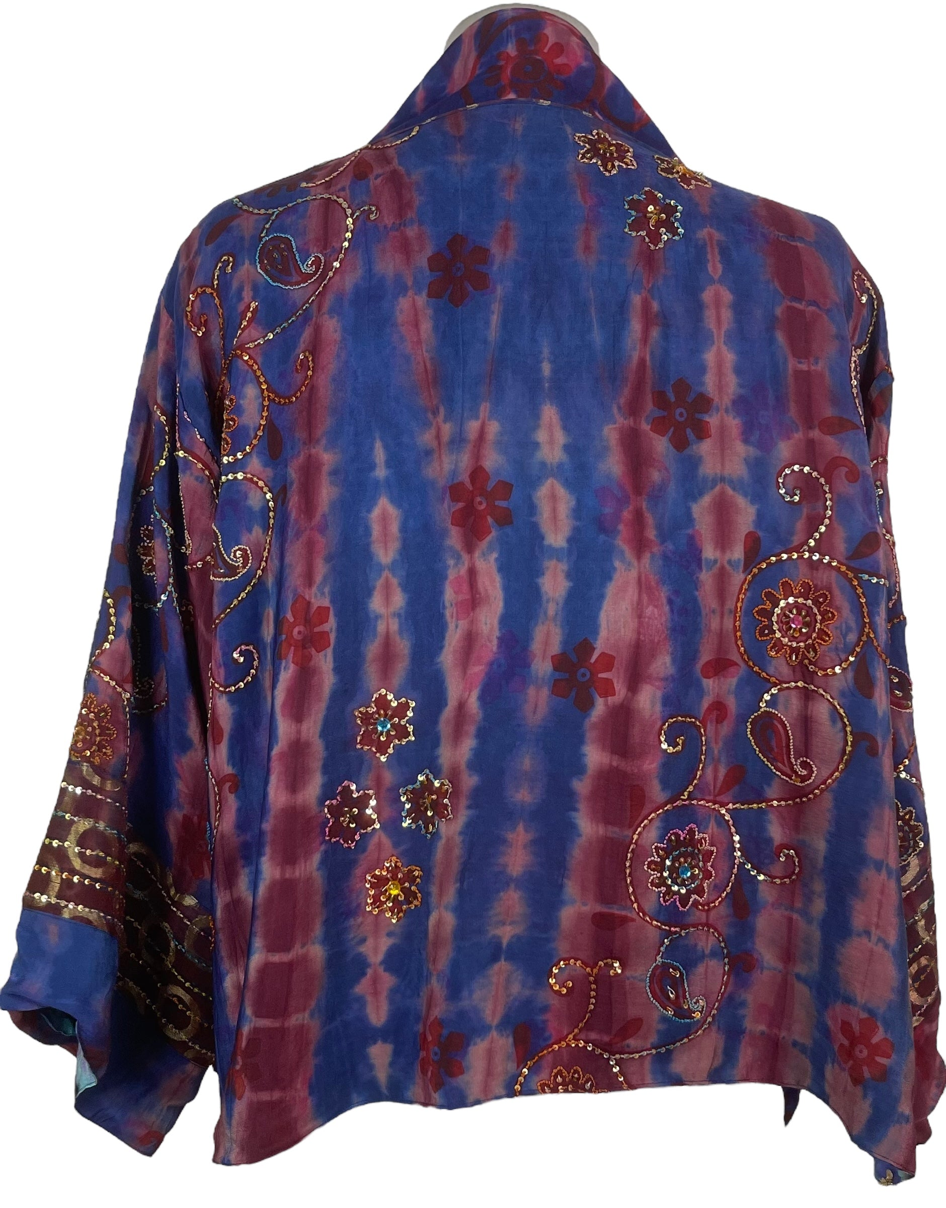 PREVIEW PRC8352 Avatar Reversible Pure Silk Jiva Jacket with Slits by DECEMBER2025 – Handmade ethical Jiva Jacket from sariKNOTsari using upcycled silk. Designed in Canada for travel and slow fashion, loved from Toronto to LA to Sydney.