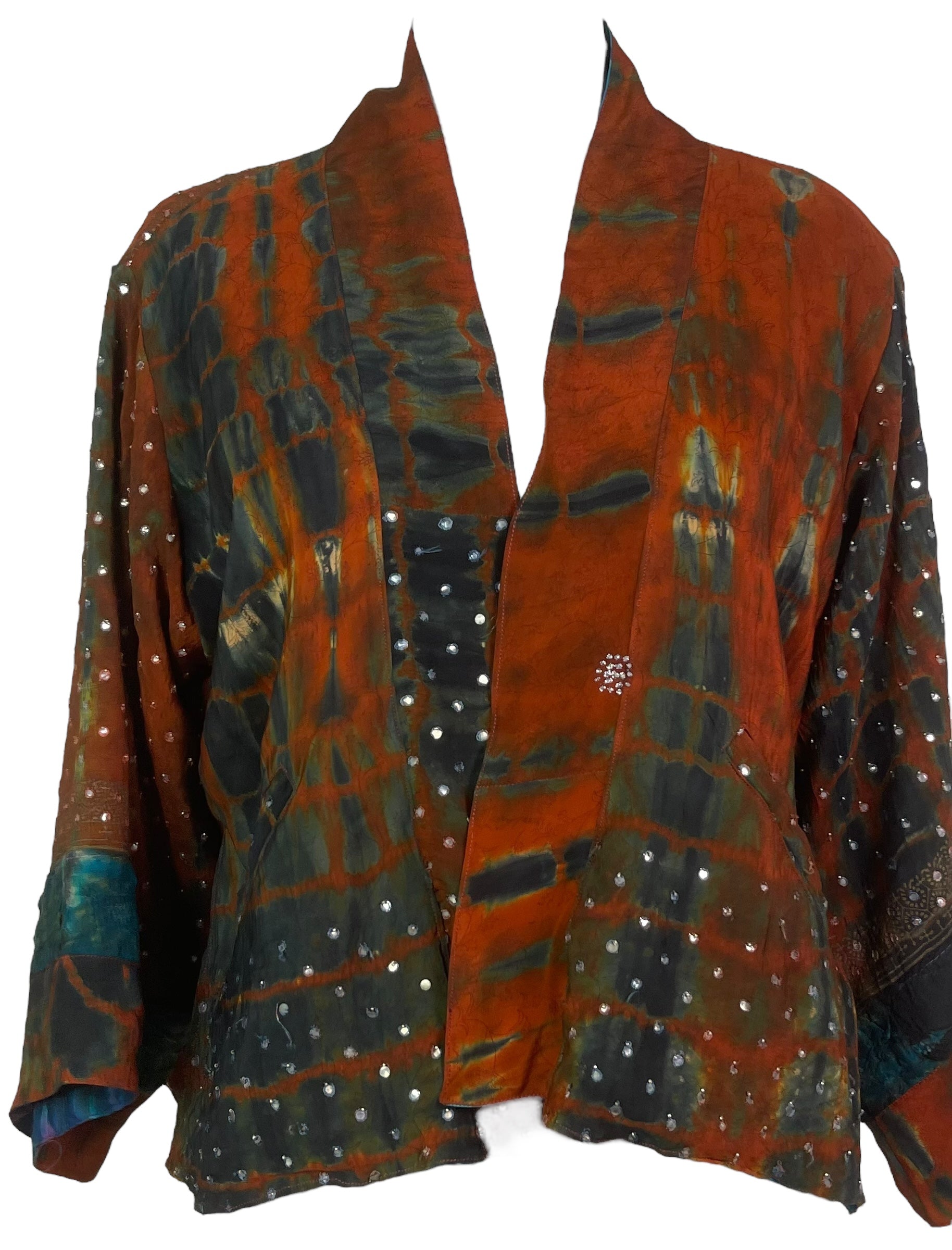 PREVIEW PRC8384 Avatar Reversible Pure Silk Jiva Jacket with Slits by DECEMBER2025 – Handmade ethical Jiva Jacket from sariKNOTsari using upcycled silk. Designed in Canada for travel and slow fashion, loved from Toronto to LA to Sydney.