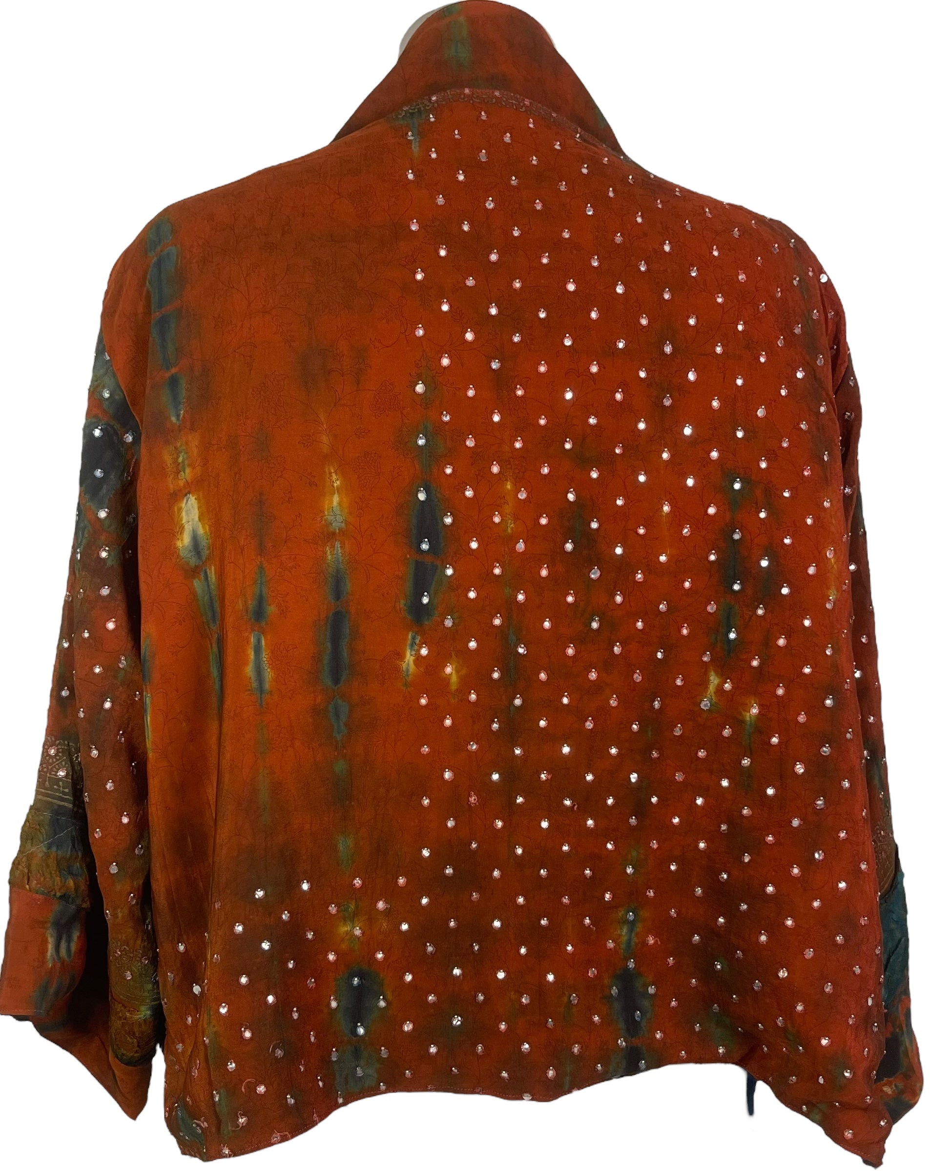 PREVIEW PRC8384 Avatar Reversible Pure Silk Jiva Jacket with Slits by DECEMBER2025 – Handmade ethical Jiva Jacket from sariKNOTsari using upcycled silk. Designed in Canada for travel and slow fashion, loved from Toronto to LA to Sydney.