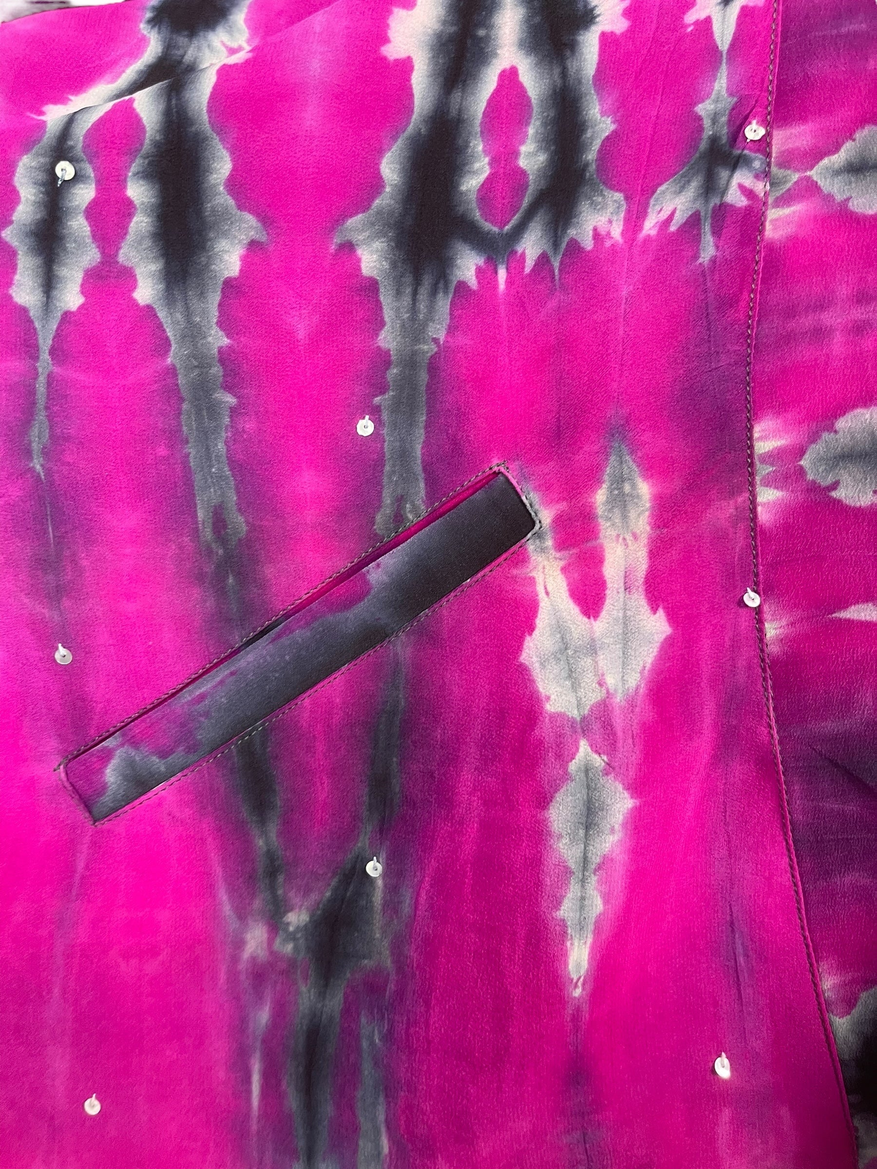 PREVIEW PRC8354 Avatar Reversible Pure Silk Jiva Jacket with Slits by DECEMBER2025 – Handmade ethical Jiva Jacket from sariKNOTsari using upcycled silk. Designed in Canada for travel and slow fashion, loved from Toronto to LA to Sydney.