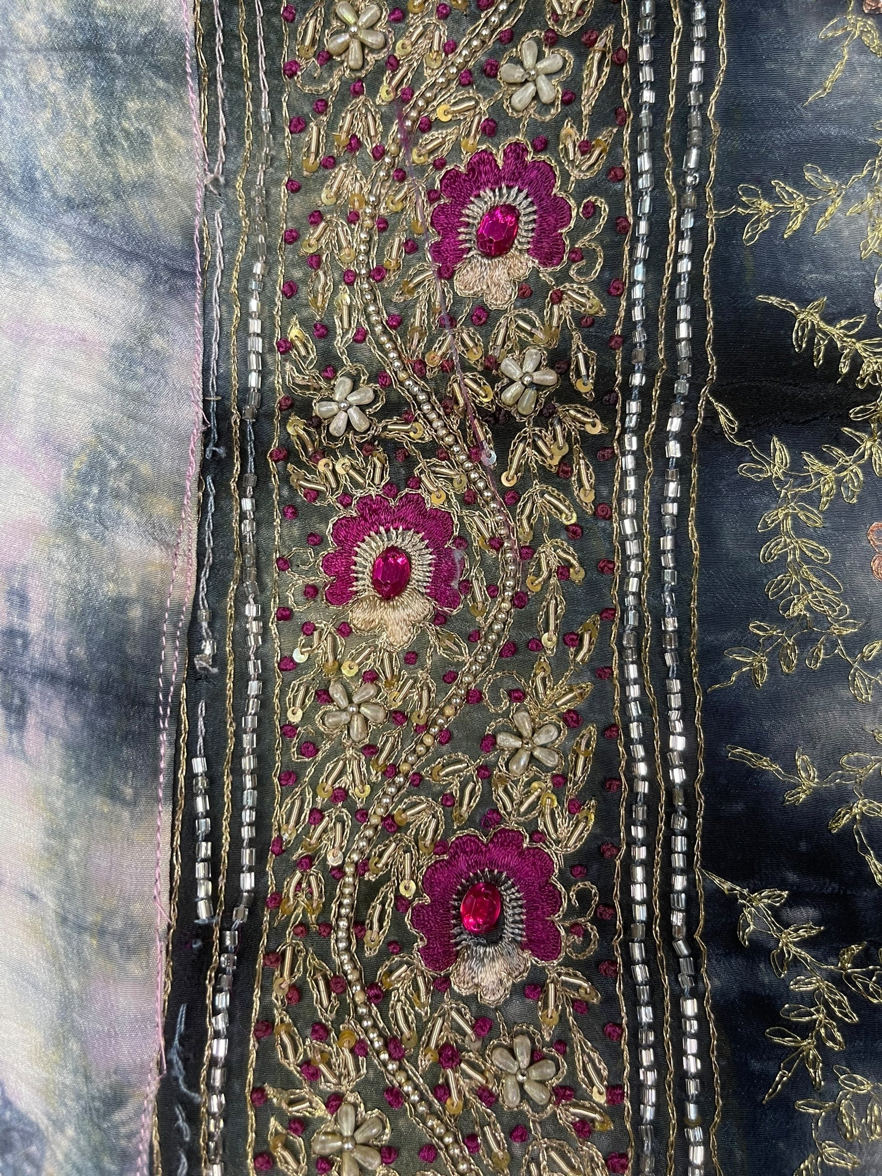 PREVIEW PRC8368 Avatar Reversible Pure Silk Jiva Jacket with Slits by DECEMBER2025 – Handmade ethical Jiva Jacket from sariKNOTsari using upcycled silk. Designed in Canada for travel and slow fashion, loved from Toronto to LA to Sydney.