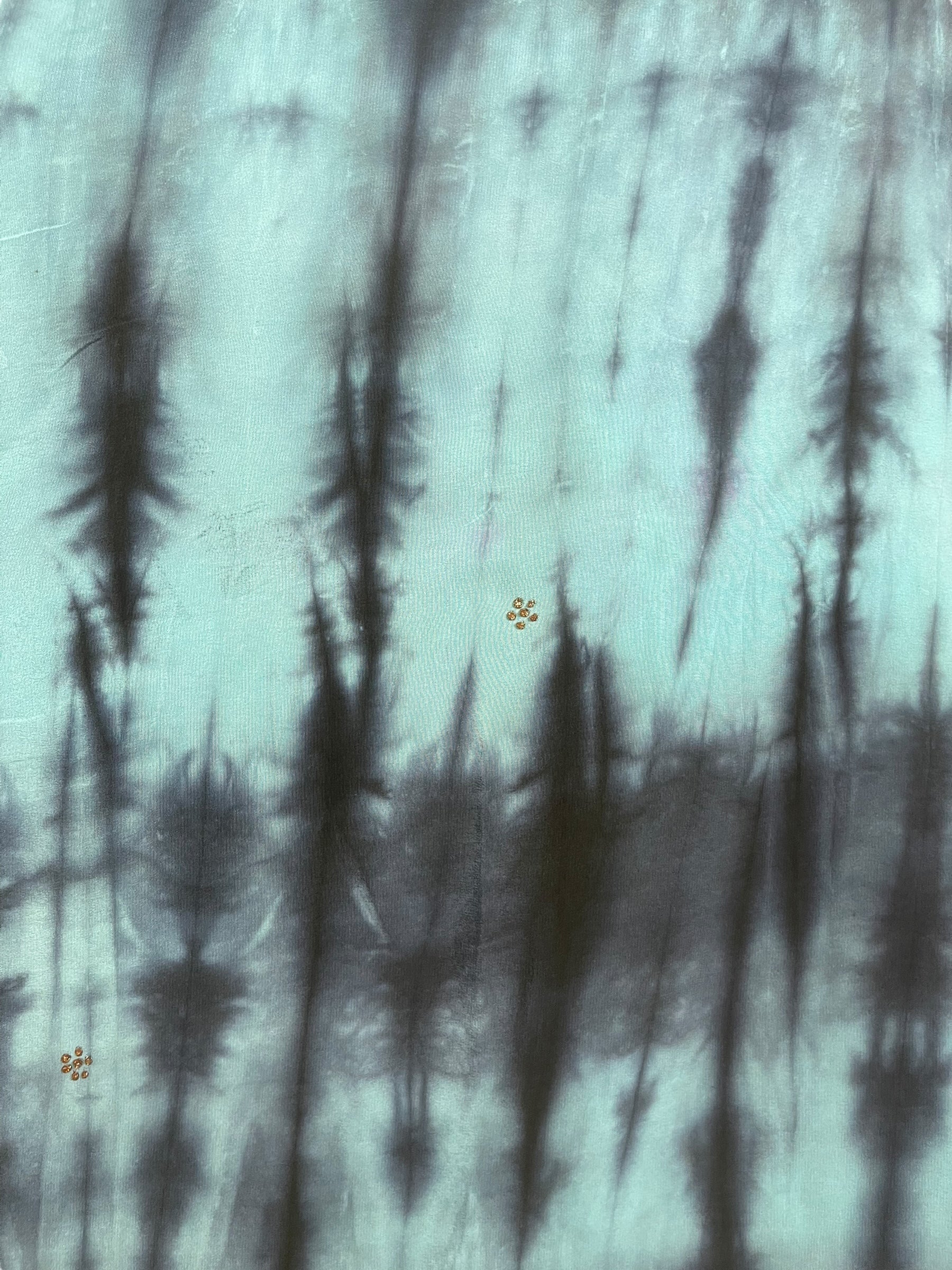 PREVIEW PRC8368 Avatar Reversible Pure Silk Jiva Jacket with Slits by DECEMBER2025 – Handmade ethical Jiva Jacket from sariKNOTsari using upcycled silk. Designed in Canada for travel and slow fashion, loved from Toronto to LA to Sydney.