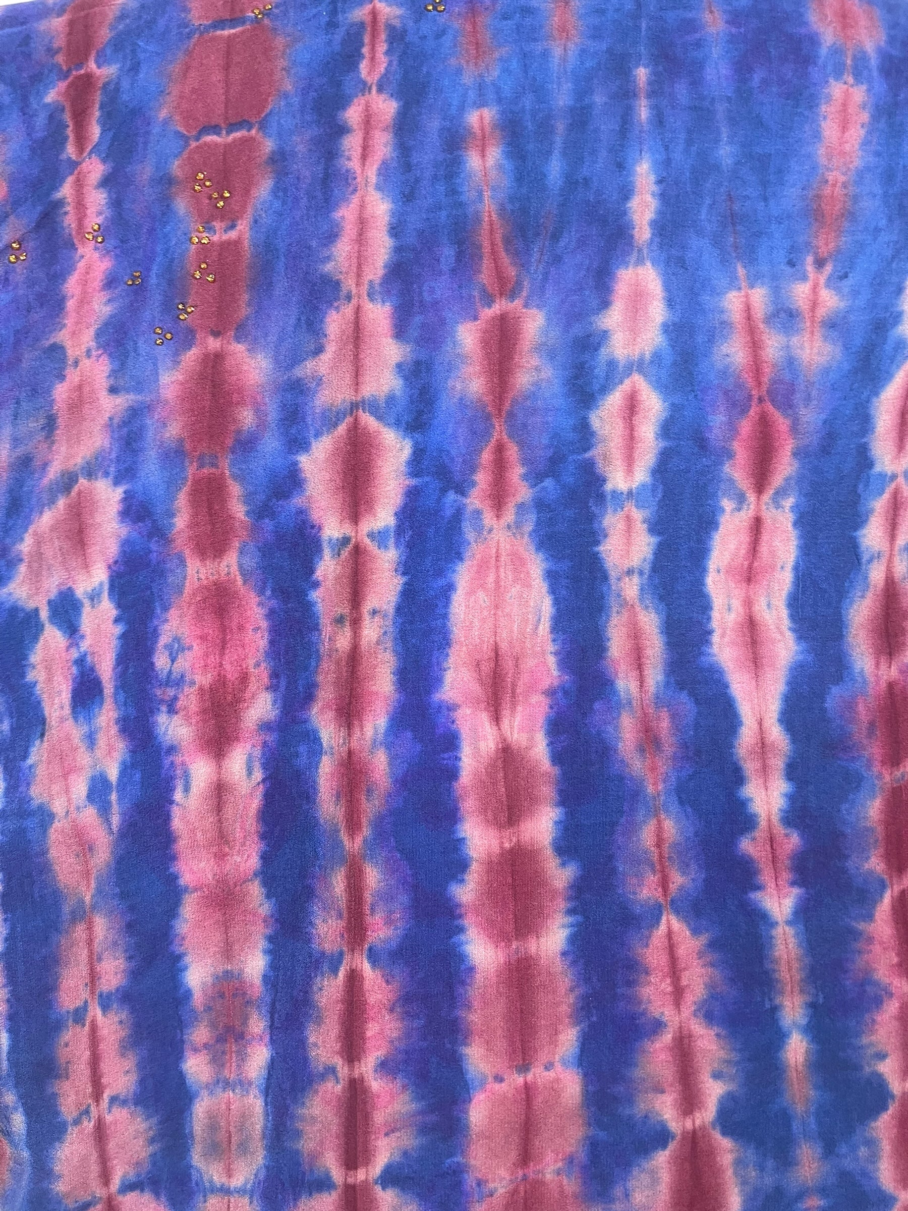 PREVIEW PRC8386 Avatar Reversible Pure Silk Jiva Jacket with Slits by DECEMBER2025 – Handmade ethical Jiva Jacket from sariKNOTsari using upcycled silk. Designed in Canada for travel and slow fashion, loved from Toronto to LA to Sydney.