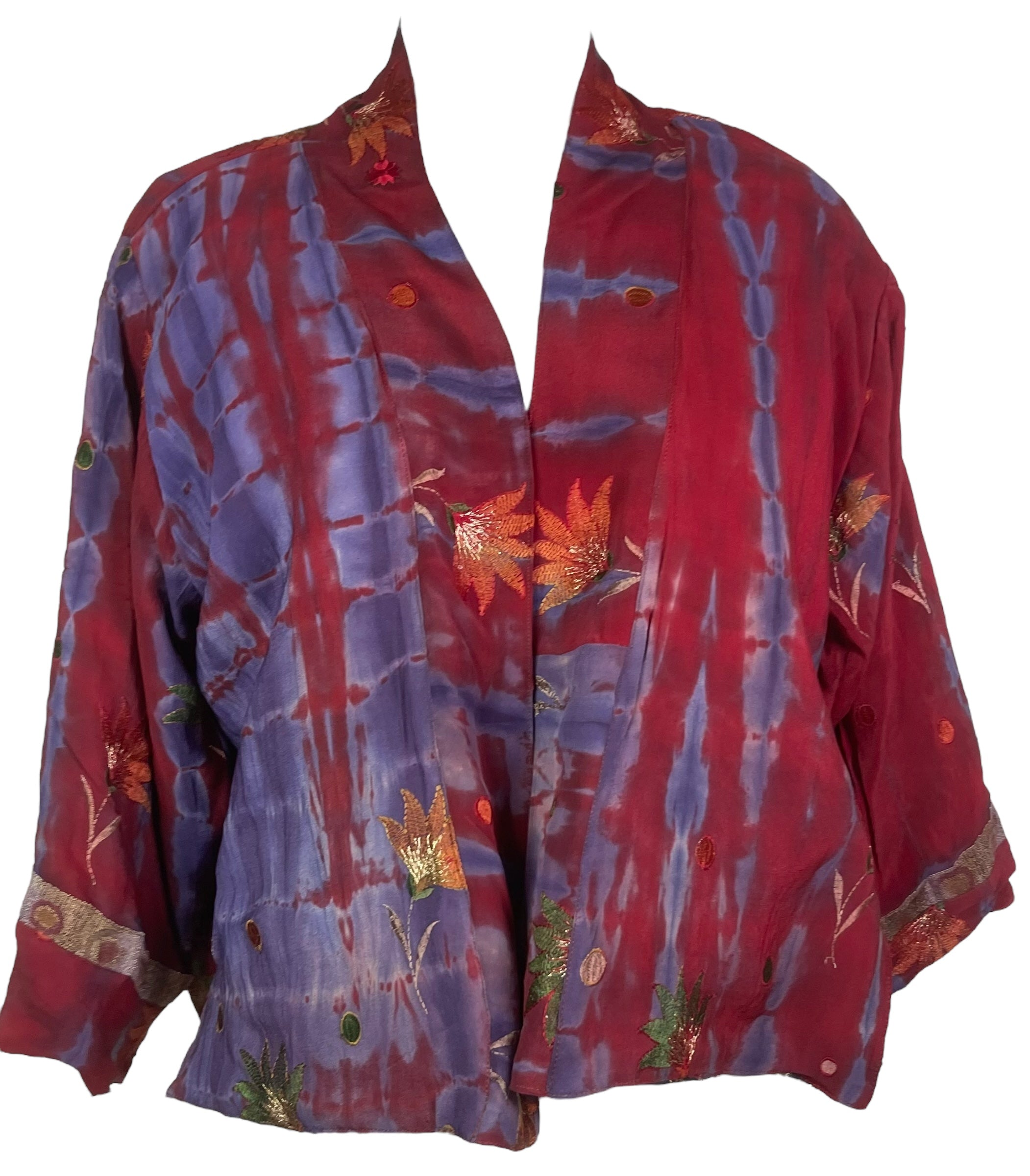 PREVIEW PRC7917 Avatar Reversible Pure Silk Jiva Jacket with Slits by DECEMBER2025 – Handmade ethical Jiva Jacket from sariKNOTsari using upcycled silk. Designed in Canada for travel and slow fashion, loved from Toronto to LA to Sydney.