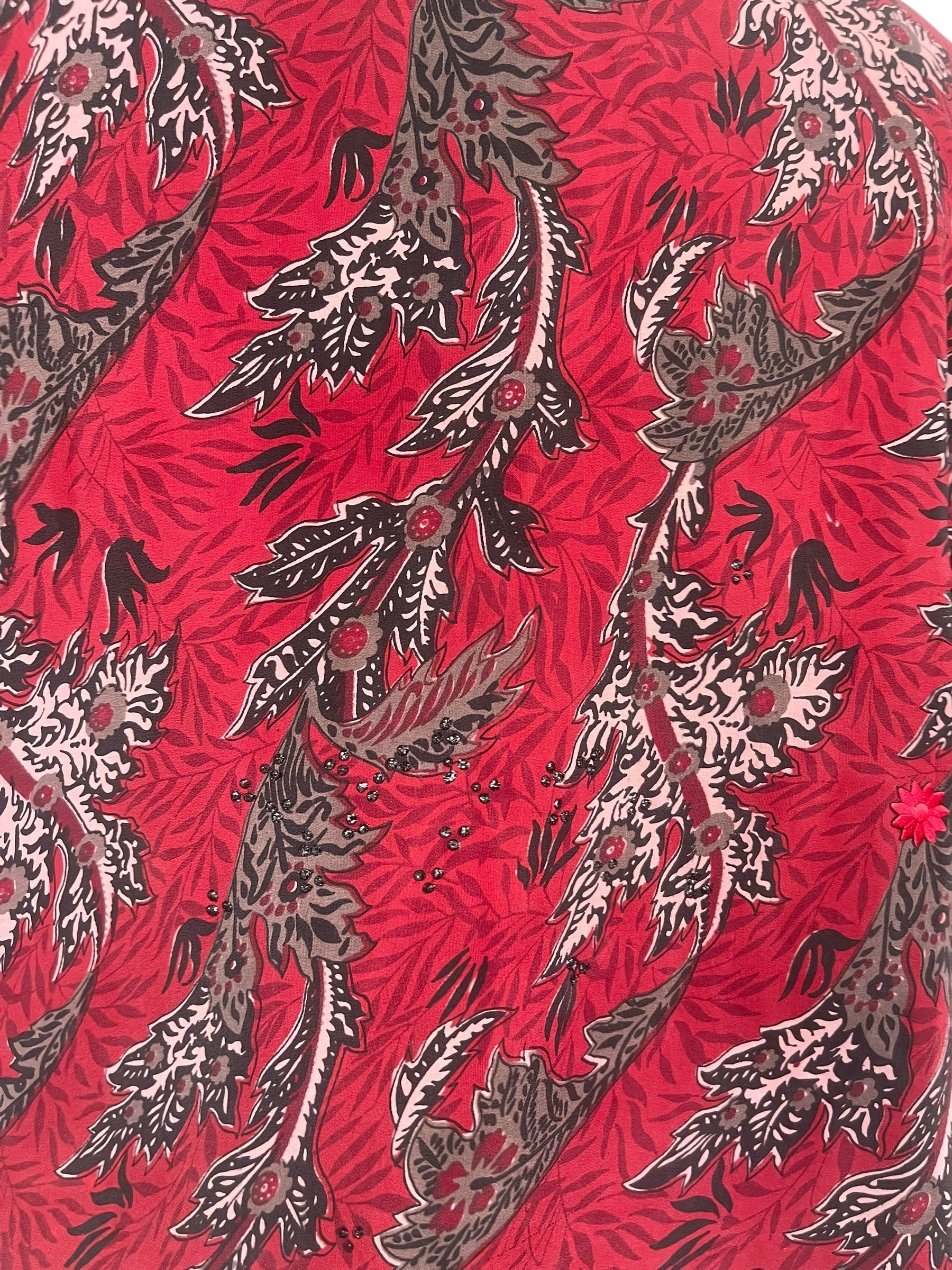 PREVIEW PRC8023 Avatar Pure Silk Boxy Top by FEBRUARY2026 – Handmade ethical Boxy Top from sariKNOTsari using upcycled silk. Designed in Canada for travel and slow fashion, loved from Toronto to LA to Sydney.