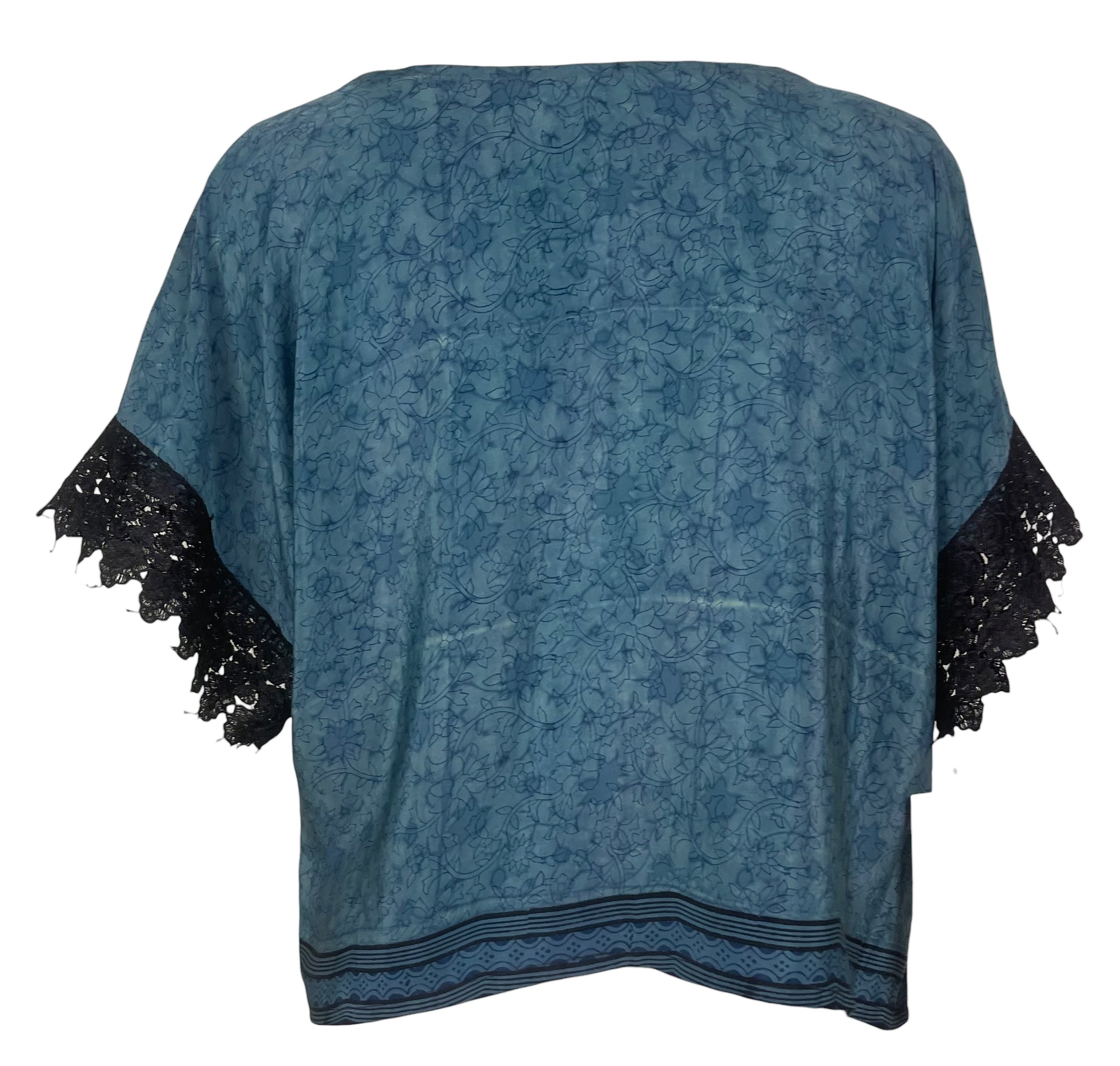 PREVIEW PRC7981 Avatar Pure Silk Boxy Top by FEBRUARY2026 – Handmade ethical Boxy Top from sariKNOTsari using upcycled silk. Designed in Canada for travel and slow fashion, loved from Toronto to LA to Sydney.
