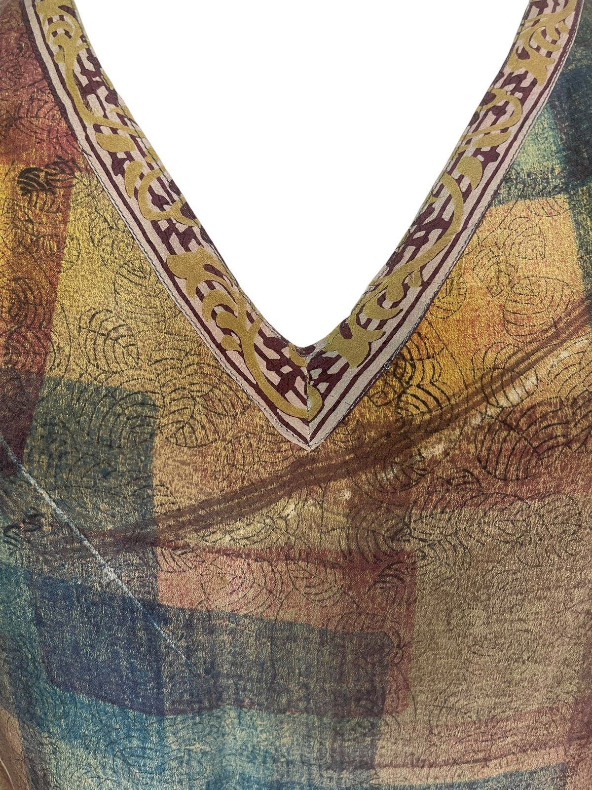 Releases Sunday at 8pm EST PRC9121 Avatar Pure Silk Midi Length Kaftan