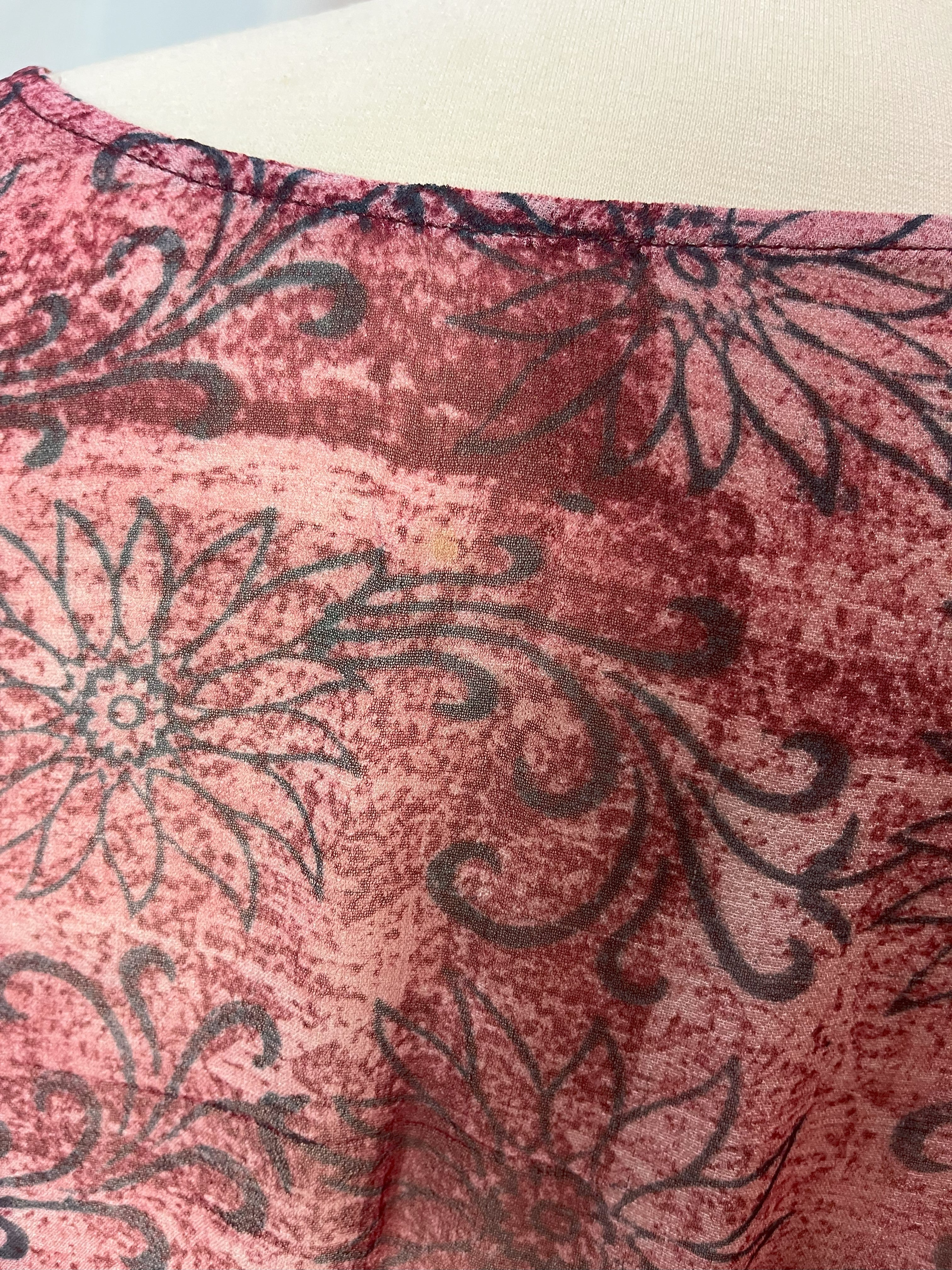 PRG6413 Sheer Wabi Sabi Pure Silk Side Slit Top