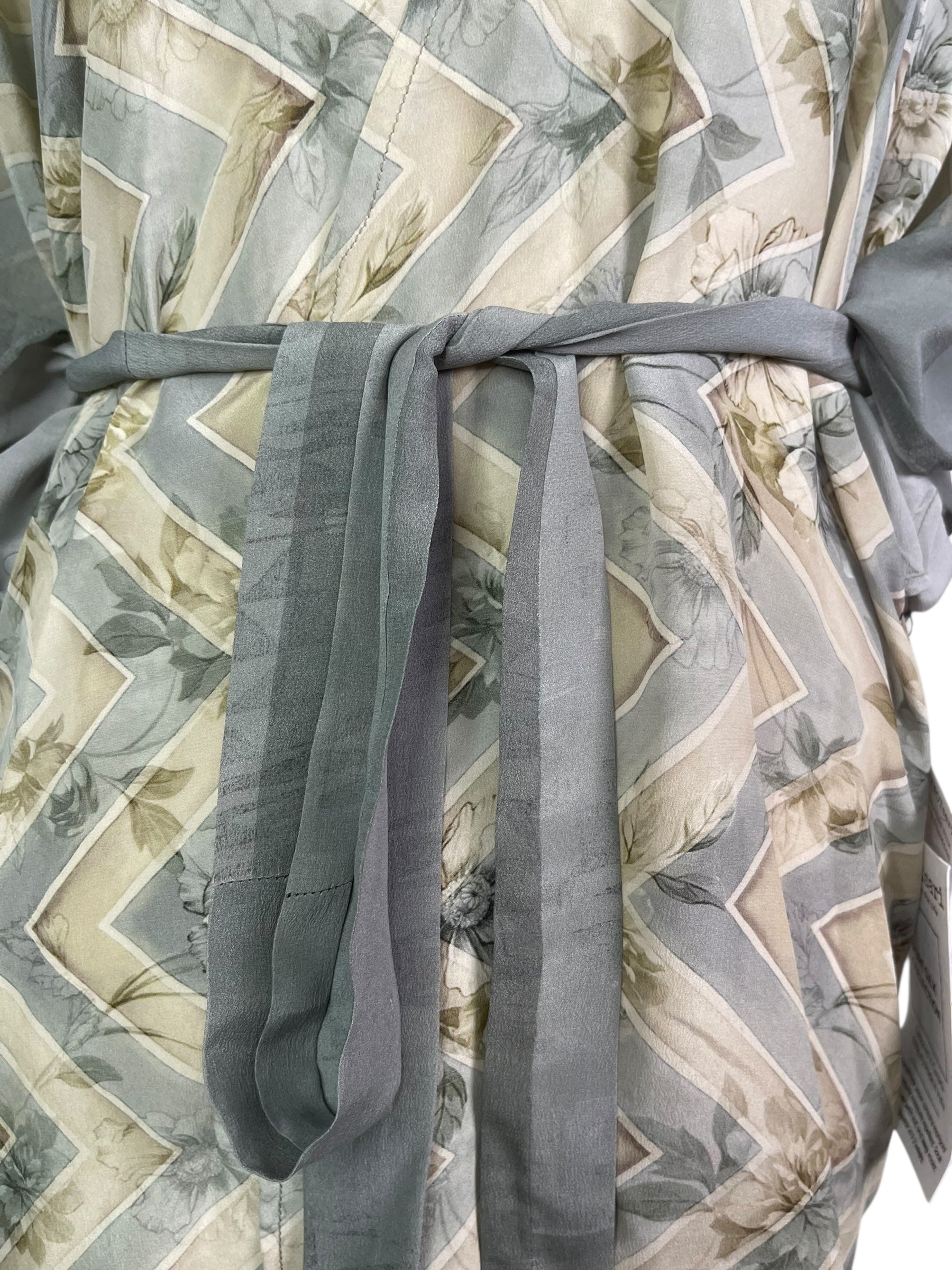 PRC8214 Avatar Pure Silk Kimono-Sleeved Jacket with Belt by DECEMBER2025 – Handmade ethical Short Kimono from sariKNOTsari using upcycled silk. Designed in Canada for travel and slow fashion, loved from Toronto to LA to Sydney.