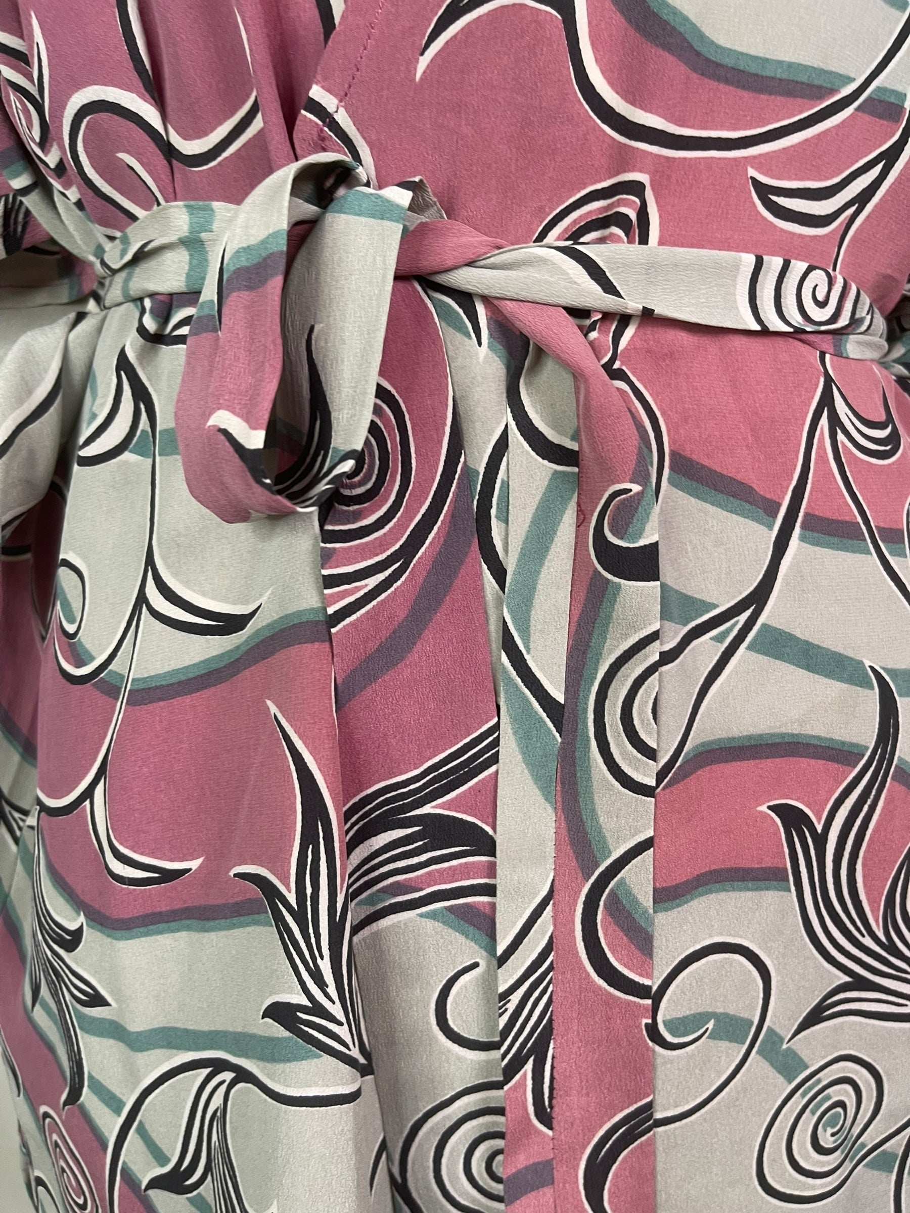 PRC8220 Avatar Pure Silk Kimono-Sleeved Jacket with Belt