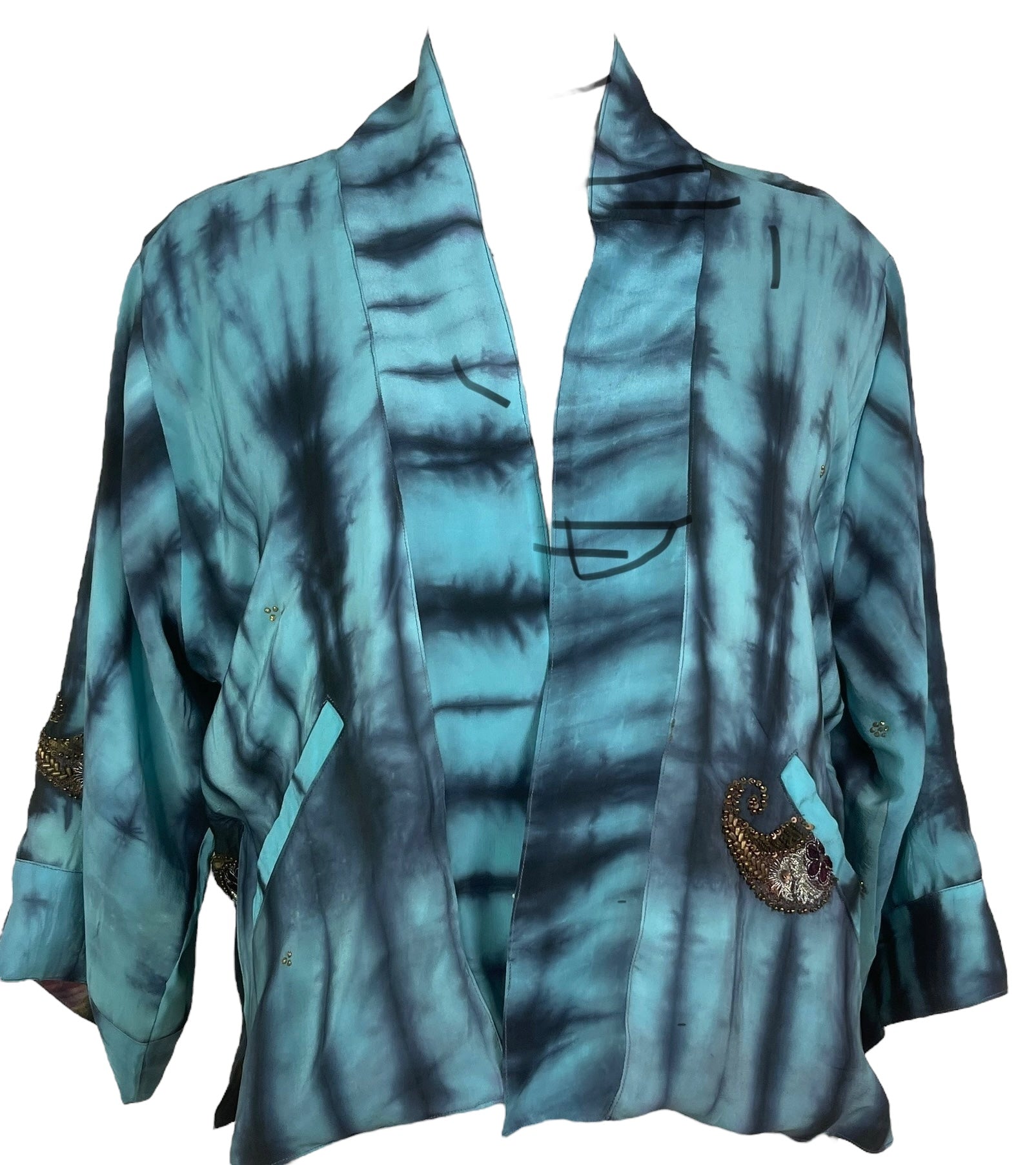 PREVIEW PRC8390 Avatar Reversible Pure Silk Jiva Jacket with Slits by DECEMBER2025 – Handmade ethical Jiva Jacket from sariKNOTsari using upcycled silk. Designed in Canada for travel and slow fashion, loved from Toronto to LA to Sydney.