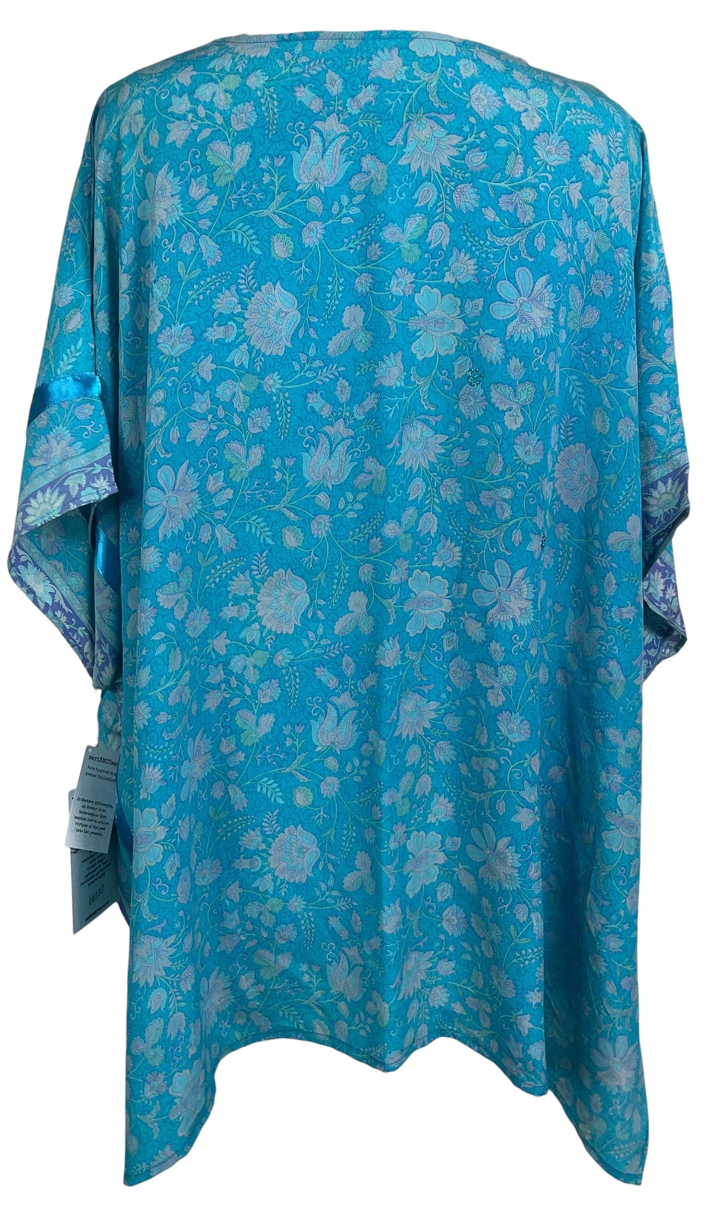 PRC8735 Avatar Pure Silk Short Kaftan Tunic with Slits by 15 FEBRUARY 2026 – Handmade ethical Short Kaftan from sariKNOTsari using upcycled silk. Designed in Canada for travel and slow fashion, loved from Toronto to LA to Sydney.