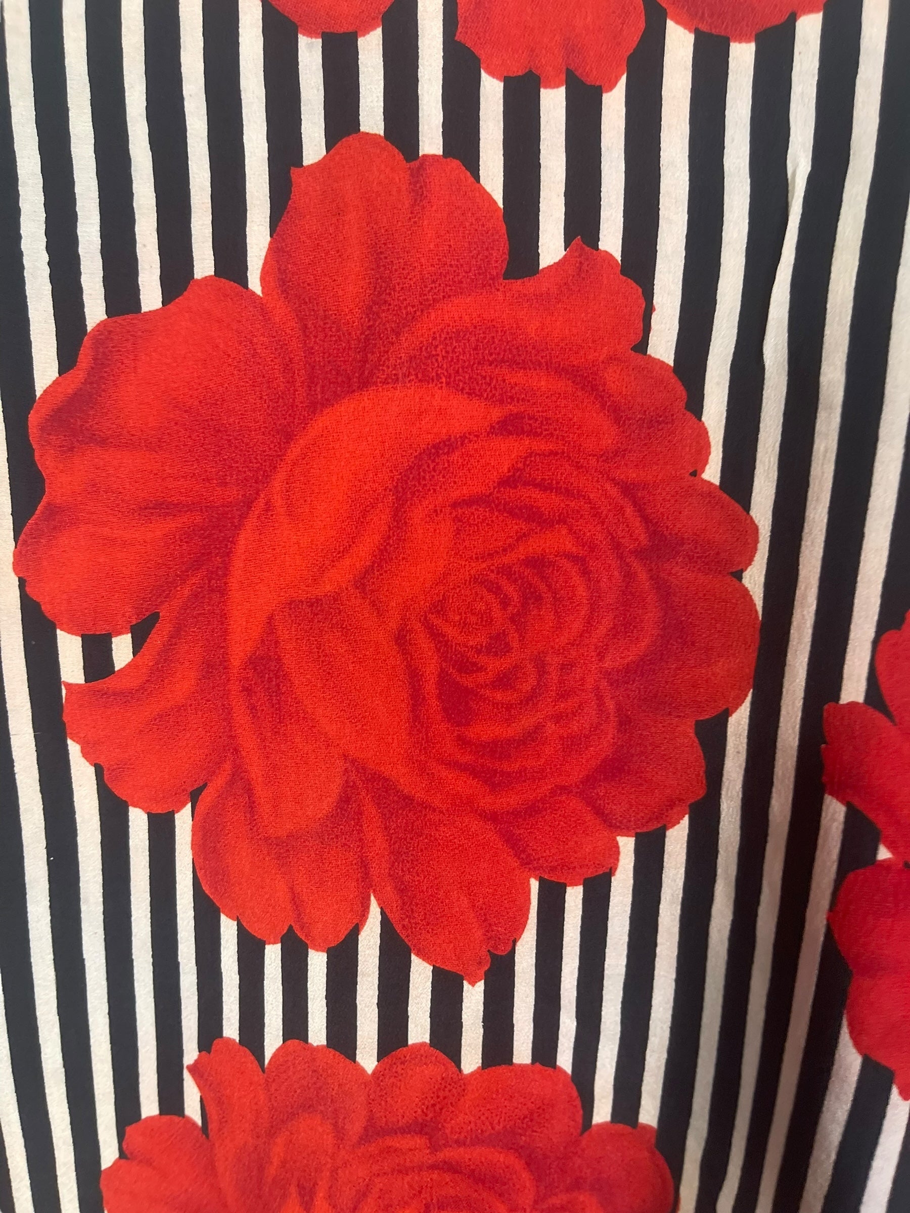 PRC8221 Wabi Sabi Pure Silk Hi Lo Top