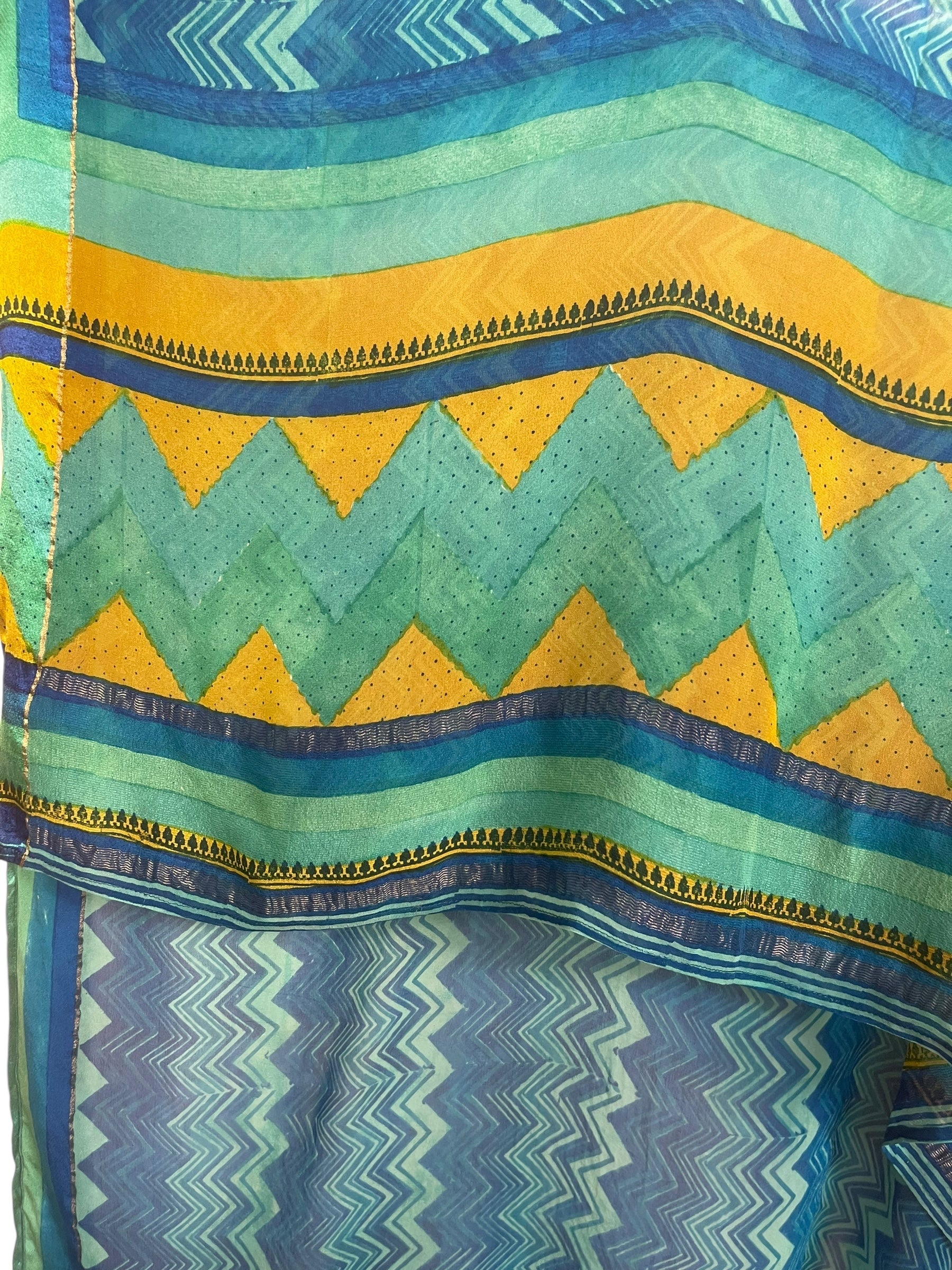 PRG7879 Sheer Avatar Pure Silk Hi Lo Top