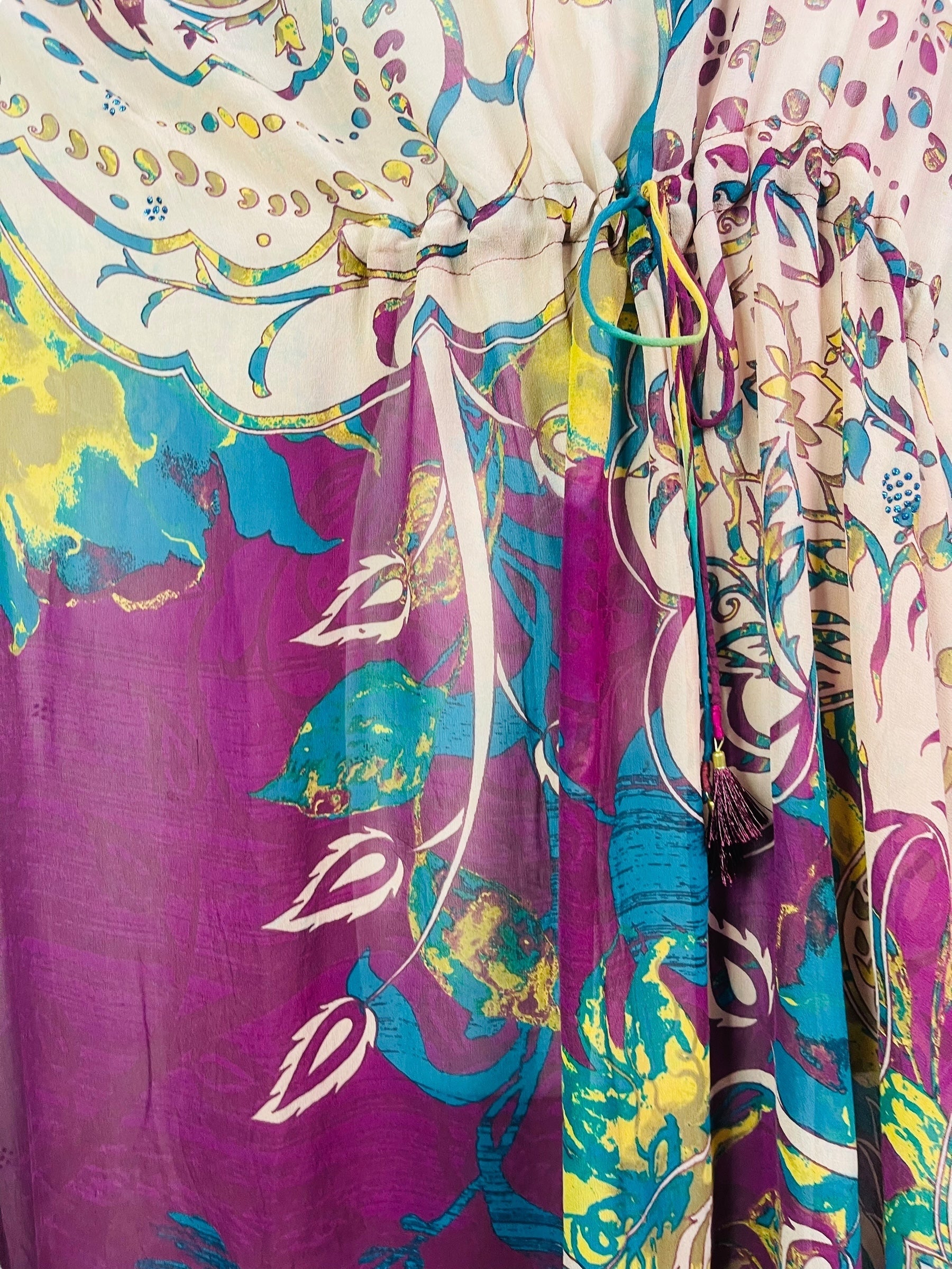 MARKETING PRC7606 Avatar Pure Silk Maxi Kaftan by MARKETING – Handmade ethical Maxi Kaftan from sariKNOTsari using upcycled silk. Designed in Canada for travel and slow fashion, loved from Toronto to LA to Sydney.