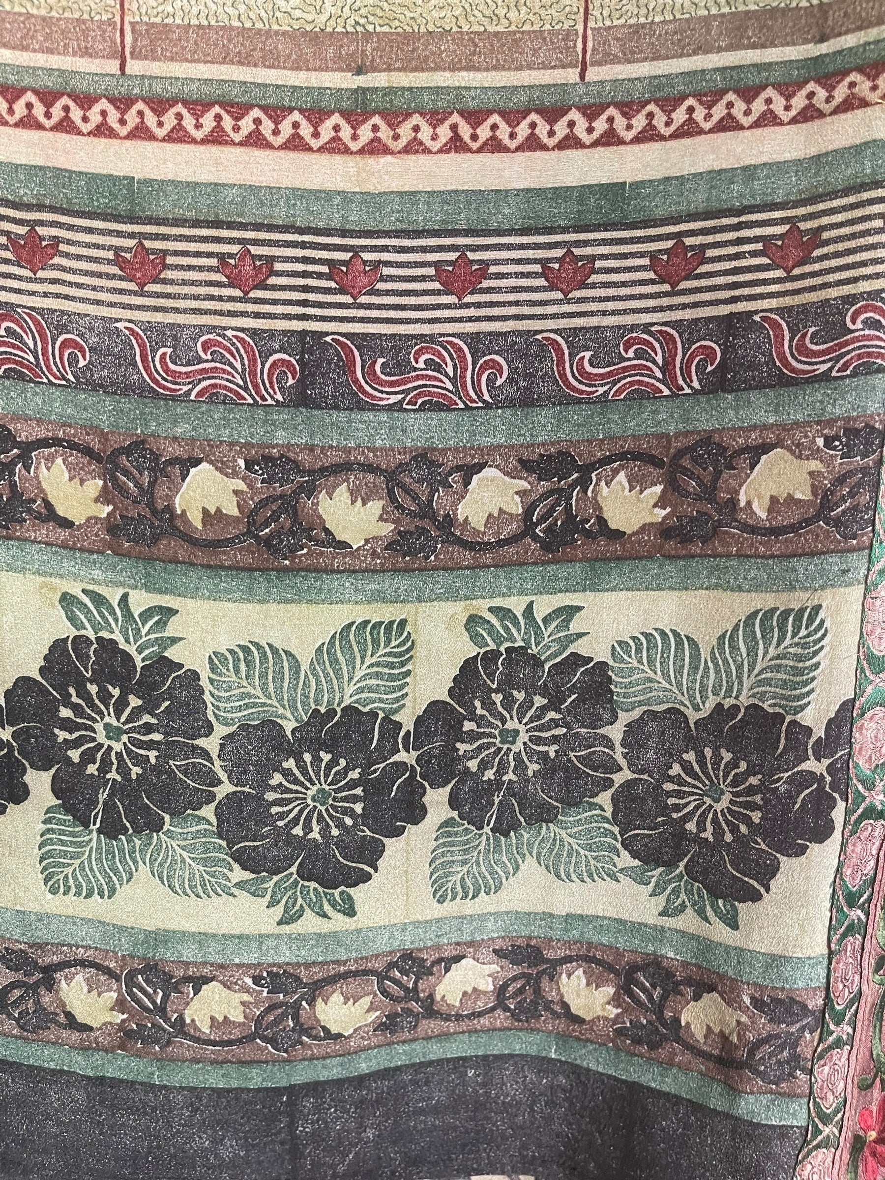 PRC8506 Avatar Pure Silk Hi Lo Top