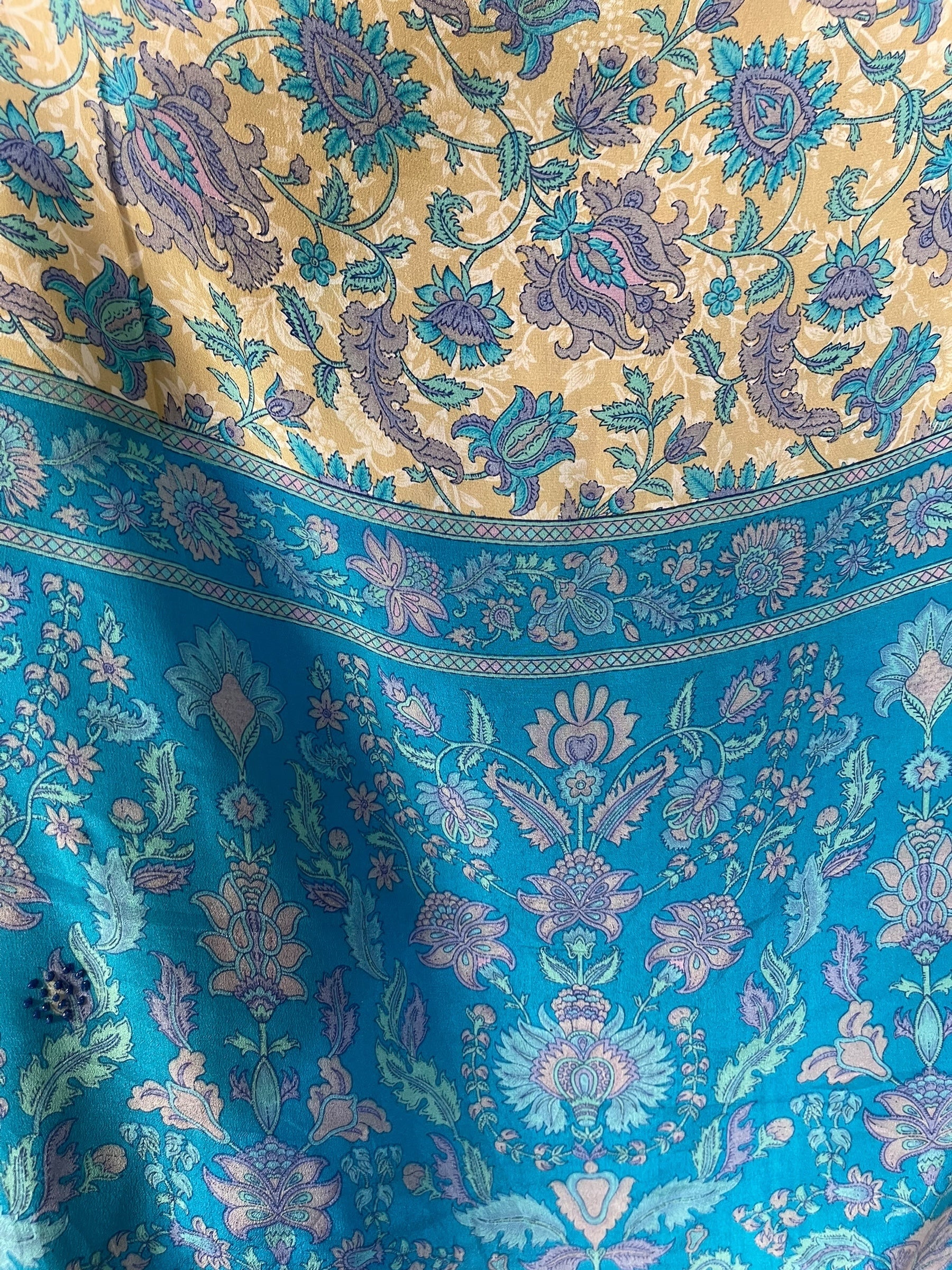 LADY LUCK PRC6963 Avatar Pure Silk Cardigan