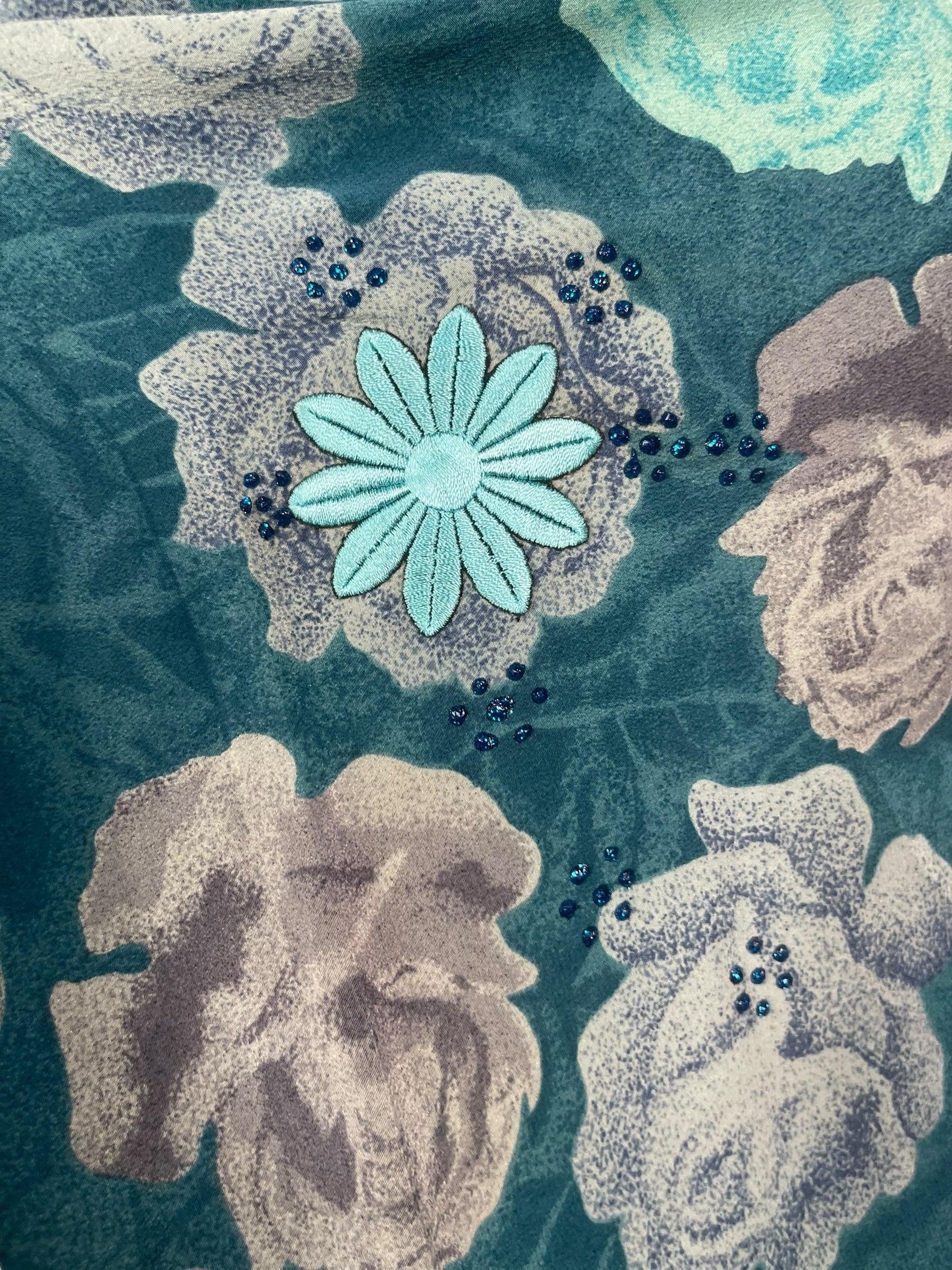 PRC8084 Avatar Pure Silk Cardigan