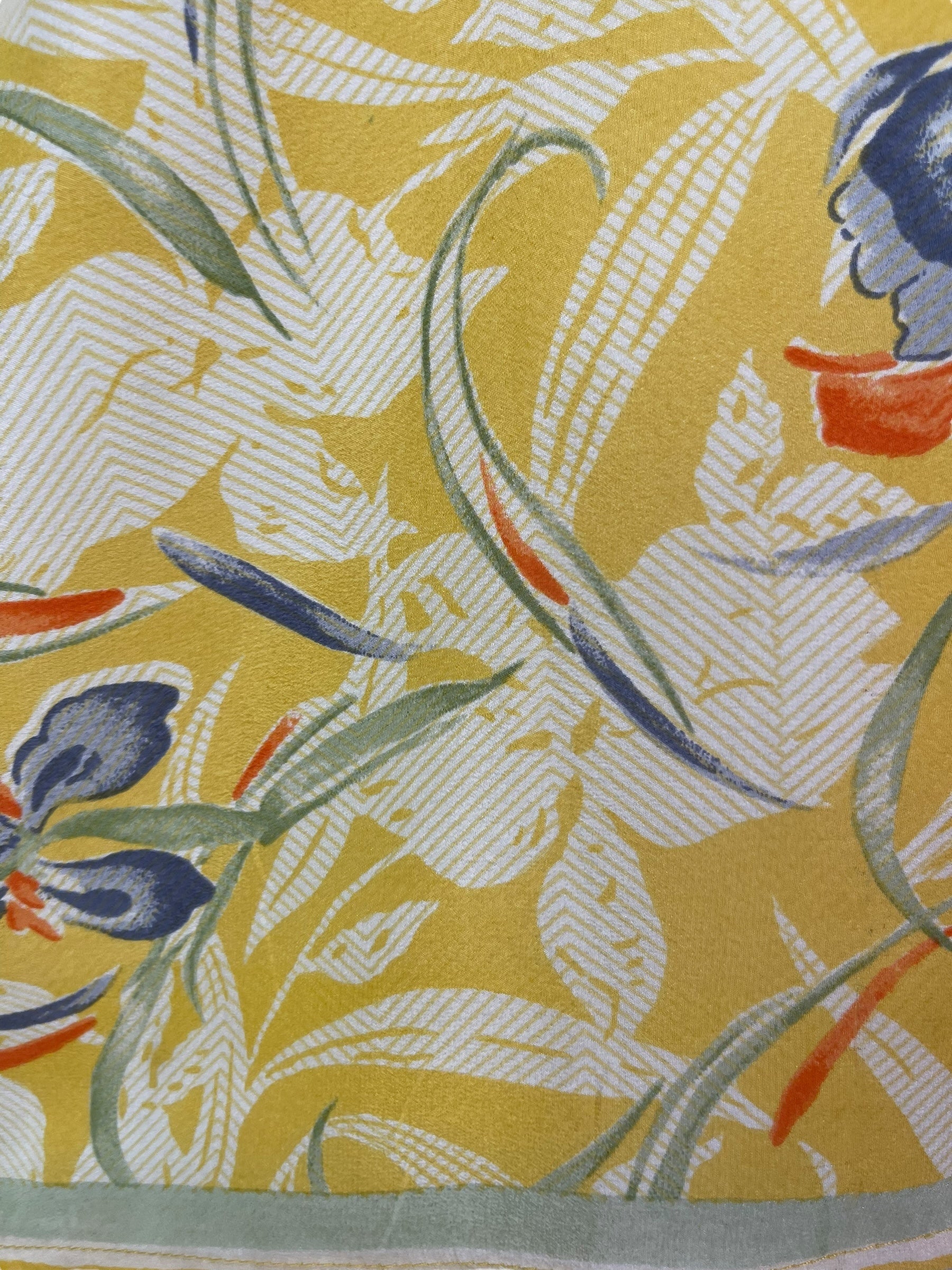 PRC7562 Avatar Pure Silk Kimono-Sleeved Top