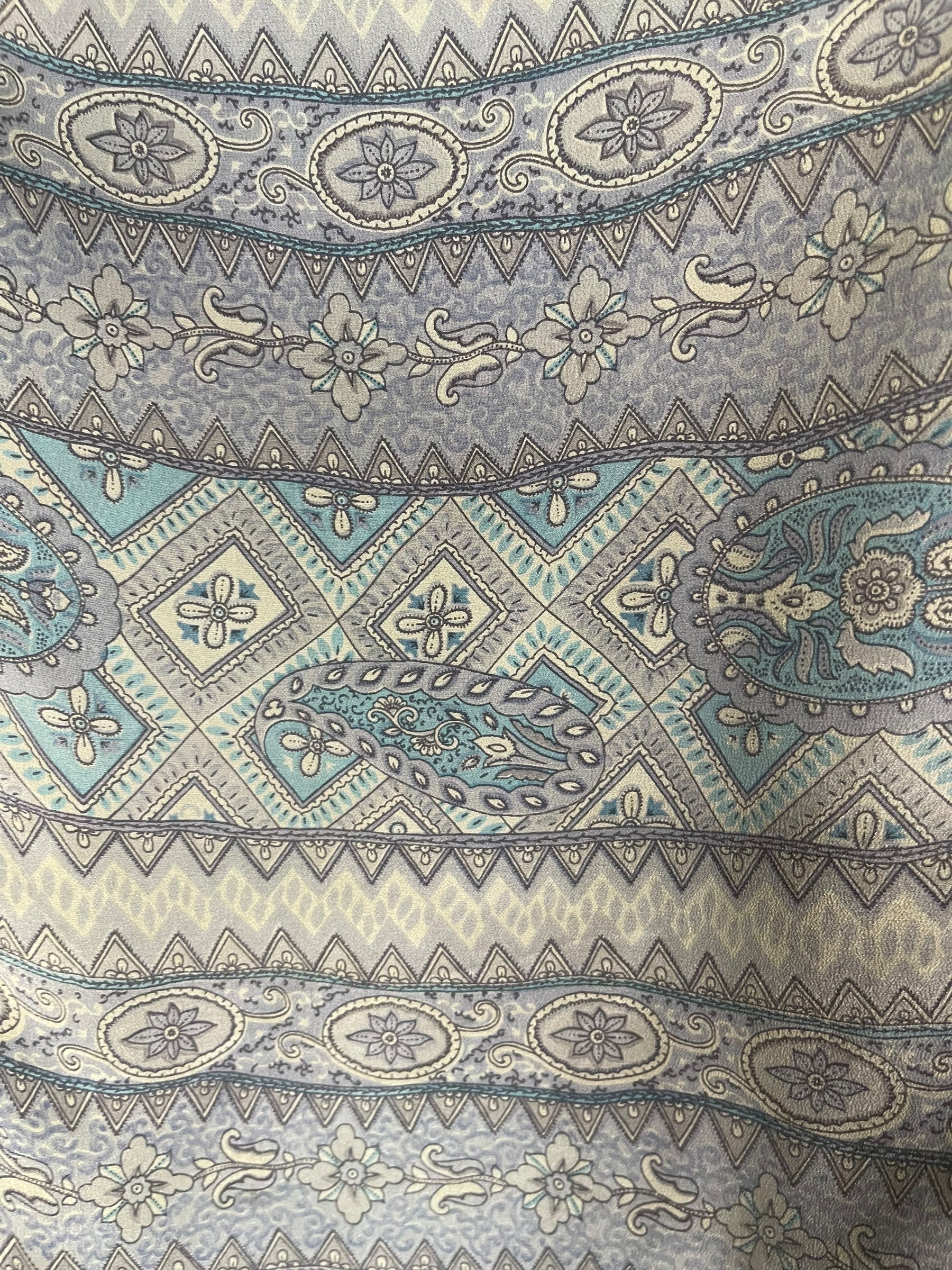 PRC8396 Avatar Pure Silk Versatile Vest