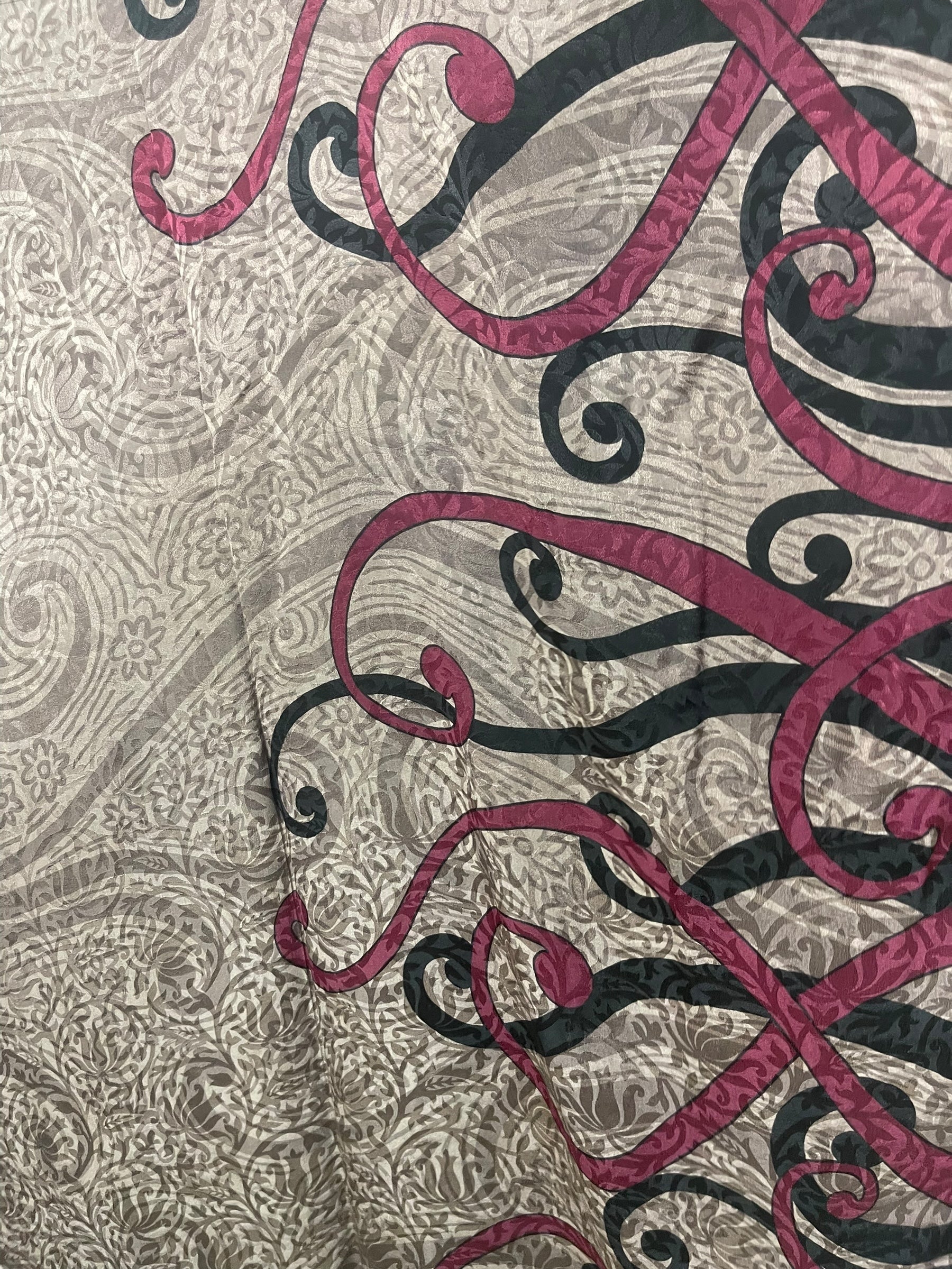 PRC7636 Wabi Sabi Pure Silk Hi Lo Top